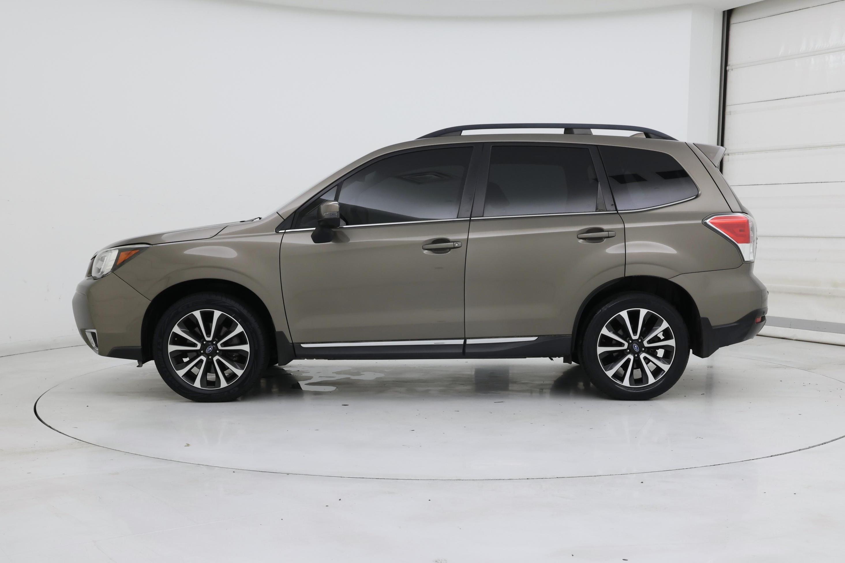 Thumbnail: 2018 Subaru Forester - 3
