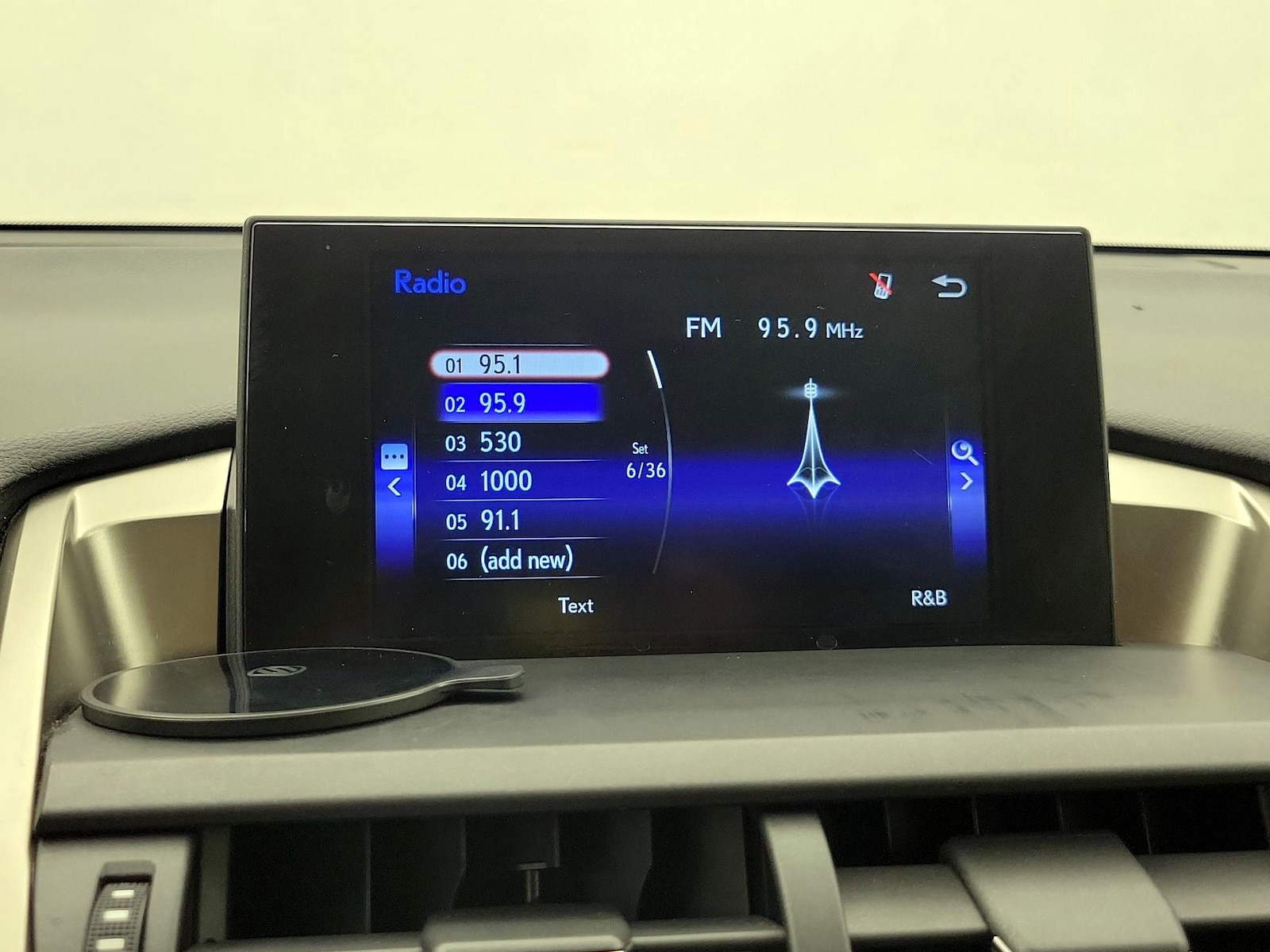 2015 Lexus NX 200t - Photo 16