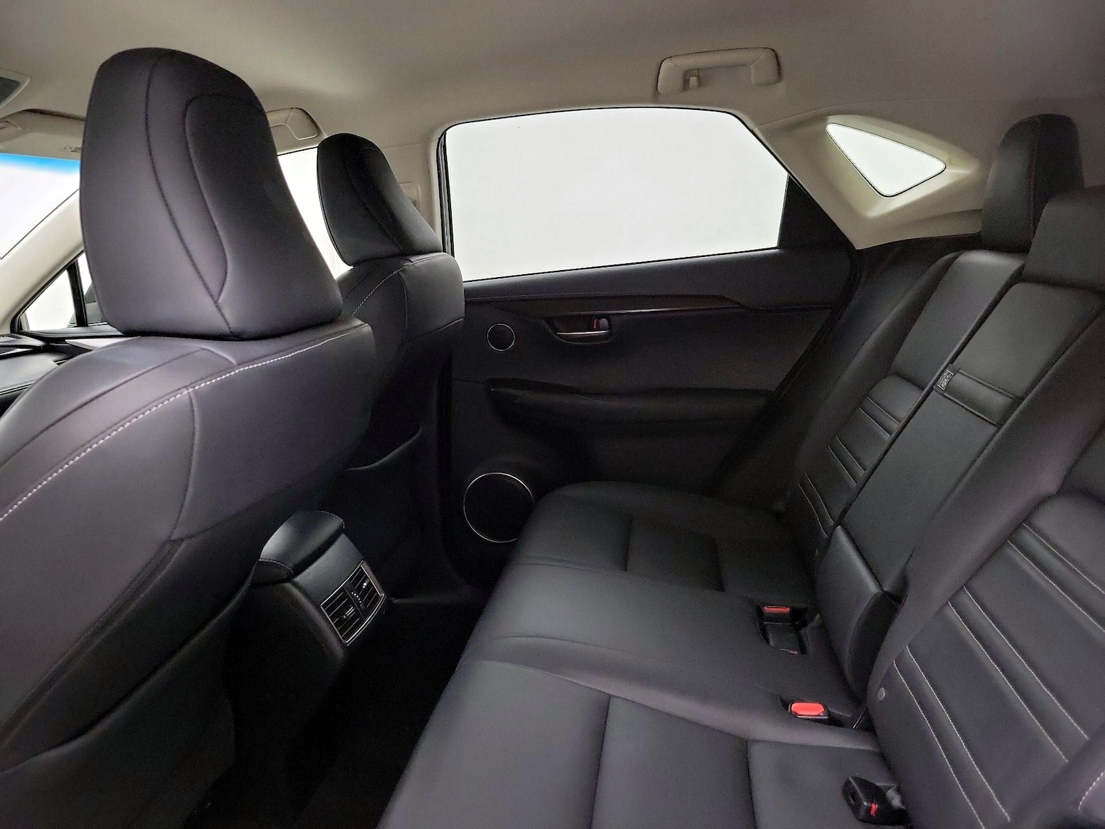 2015 Lexus NX 200t - Photo 20