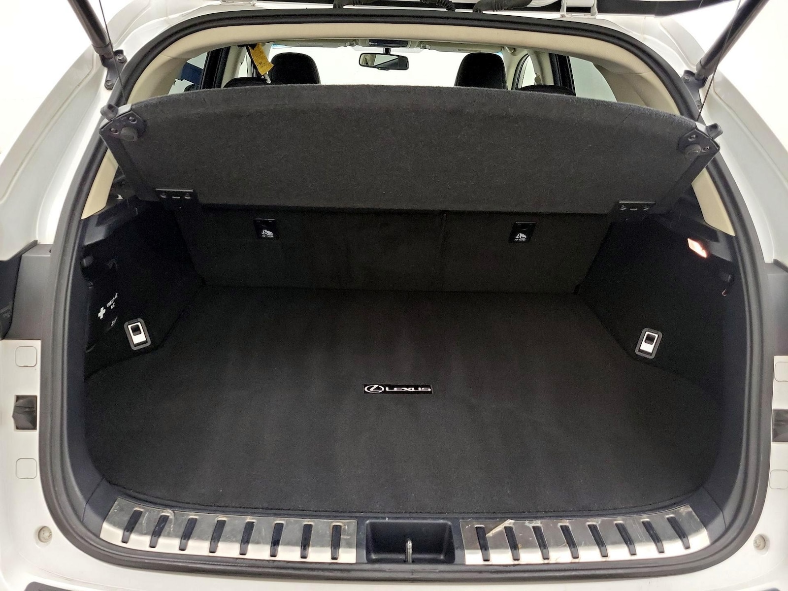 2015 Lexus NX 200t - Photo 21