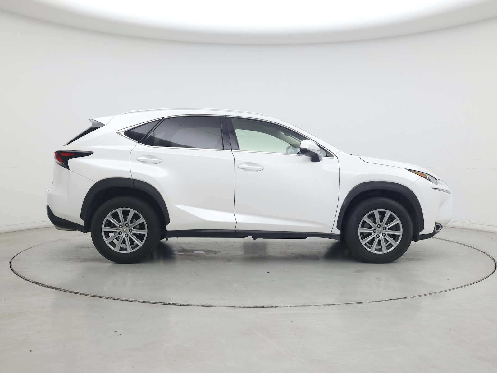2015 Lexus NX 200t - Photo 8