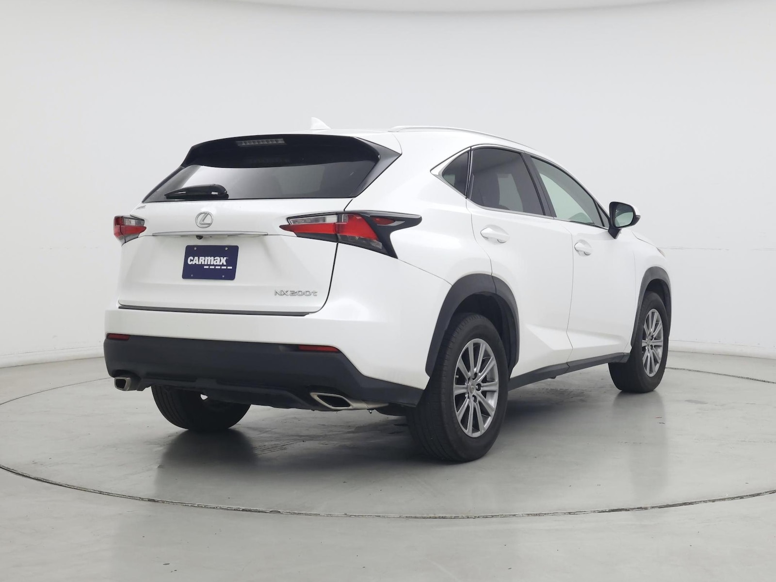 2015 Lexus NX 200t - Photo 9