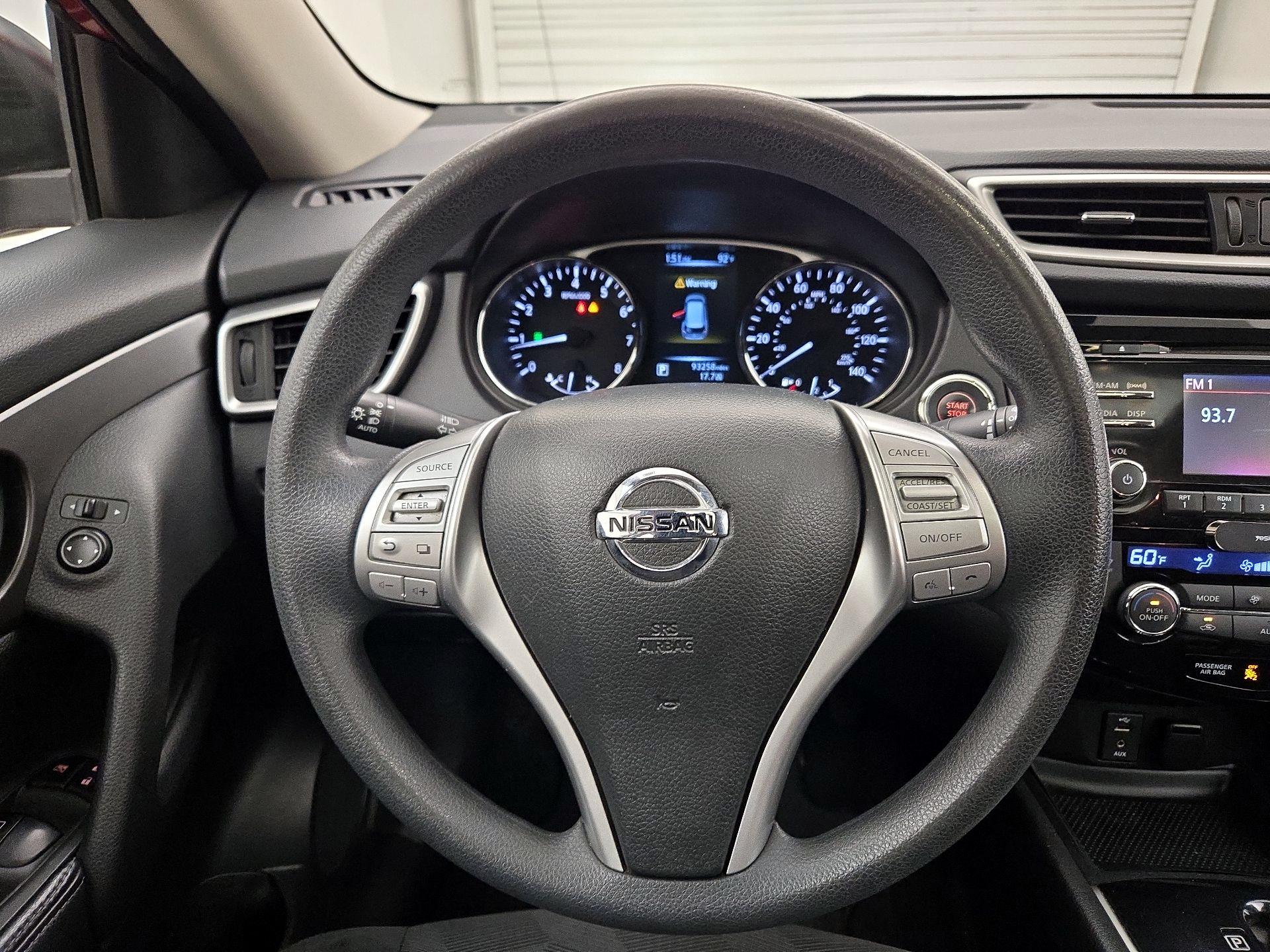 Thumbnail: 2014 Nissan Rogue - 10