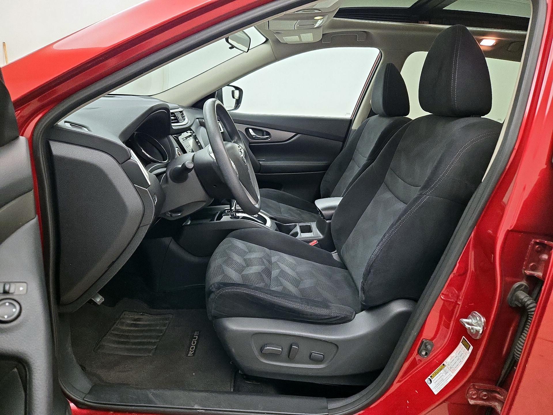 Thumbnail: 2014 Nissan Rogue - 11