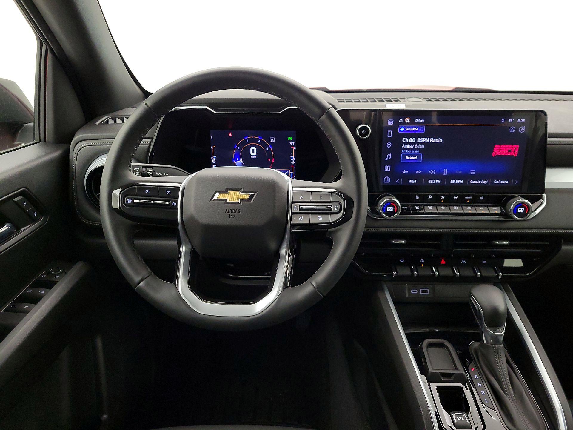 Thumbnail: 2023 Chevrolet Colorado - 10