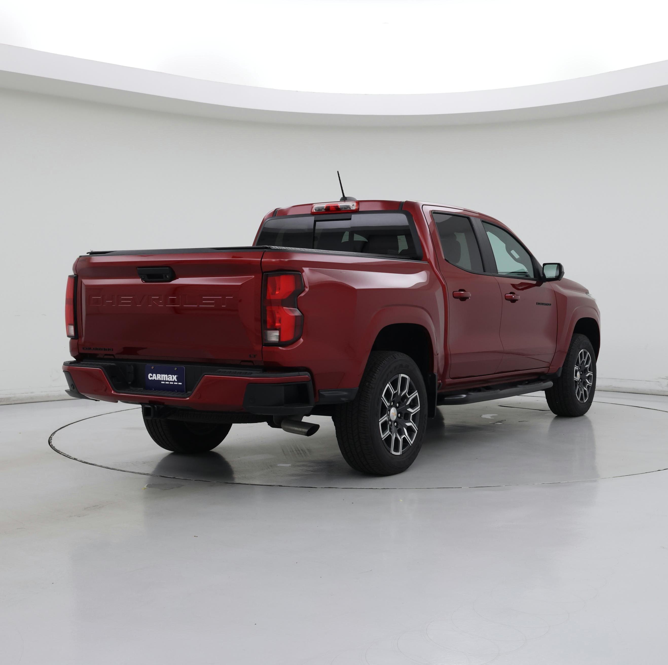 Thumbnail: 2023 Chevrolet Colorado - 8