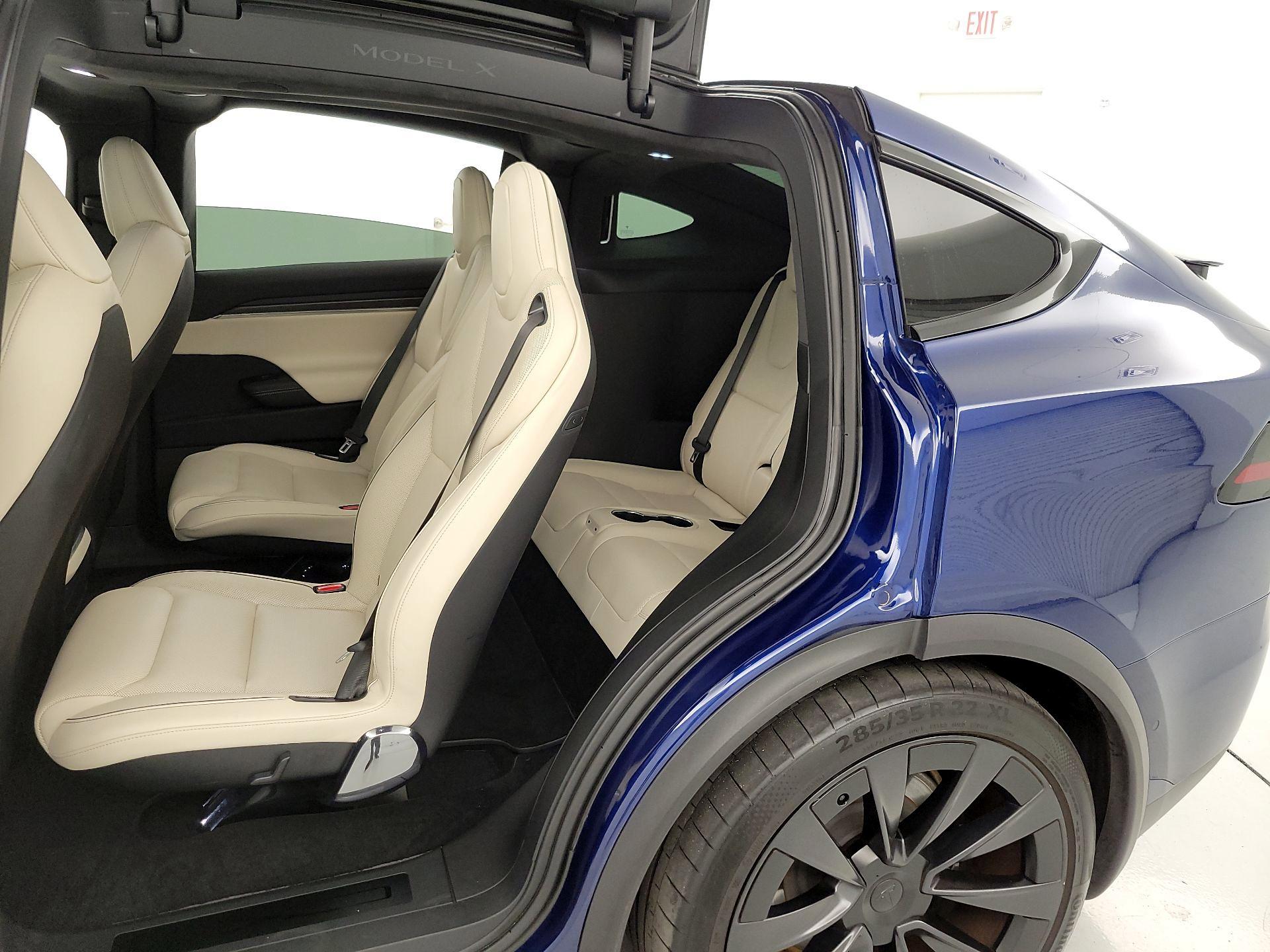 Thumbnail: 2022 Tesla Model X - 18