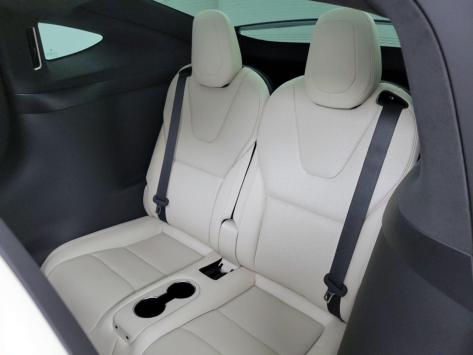Thumbnail: 2022 Tesla Model X - 19