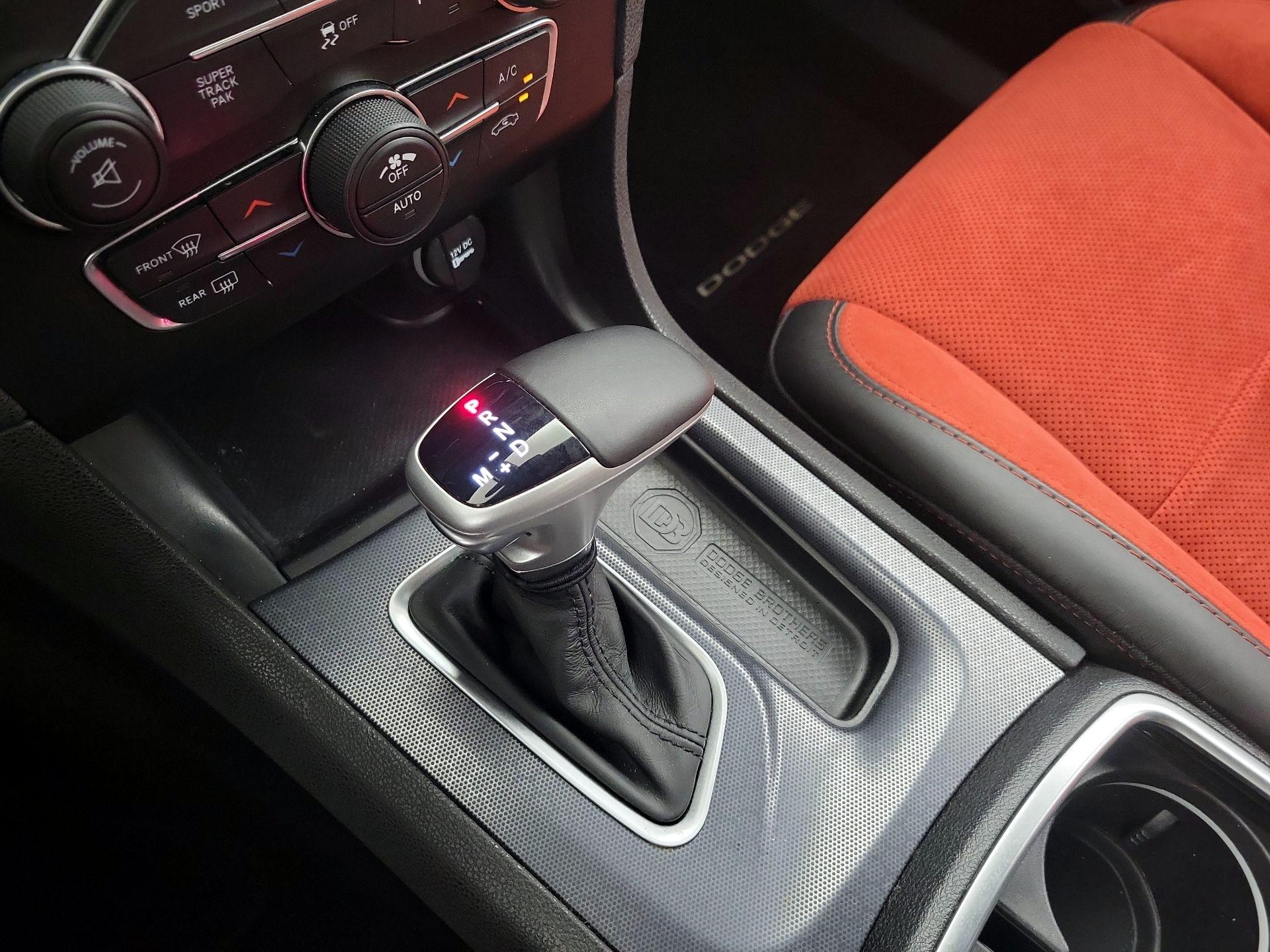Thumbnail: 2016 Dodge Charger - 18