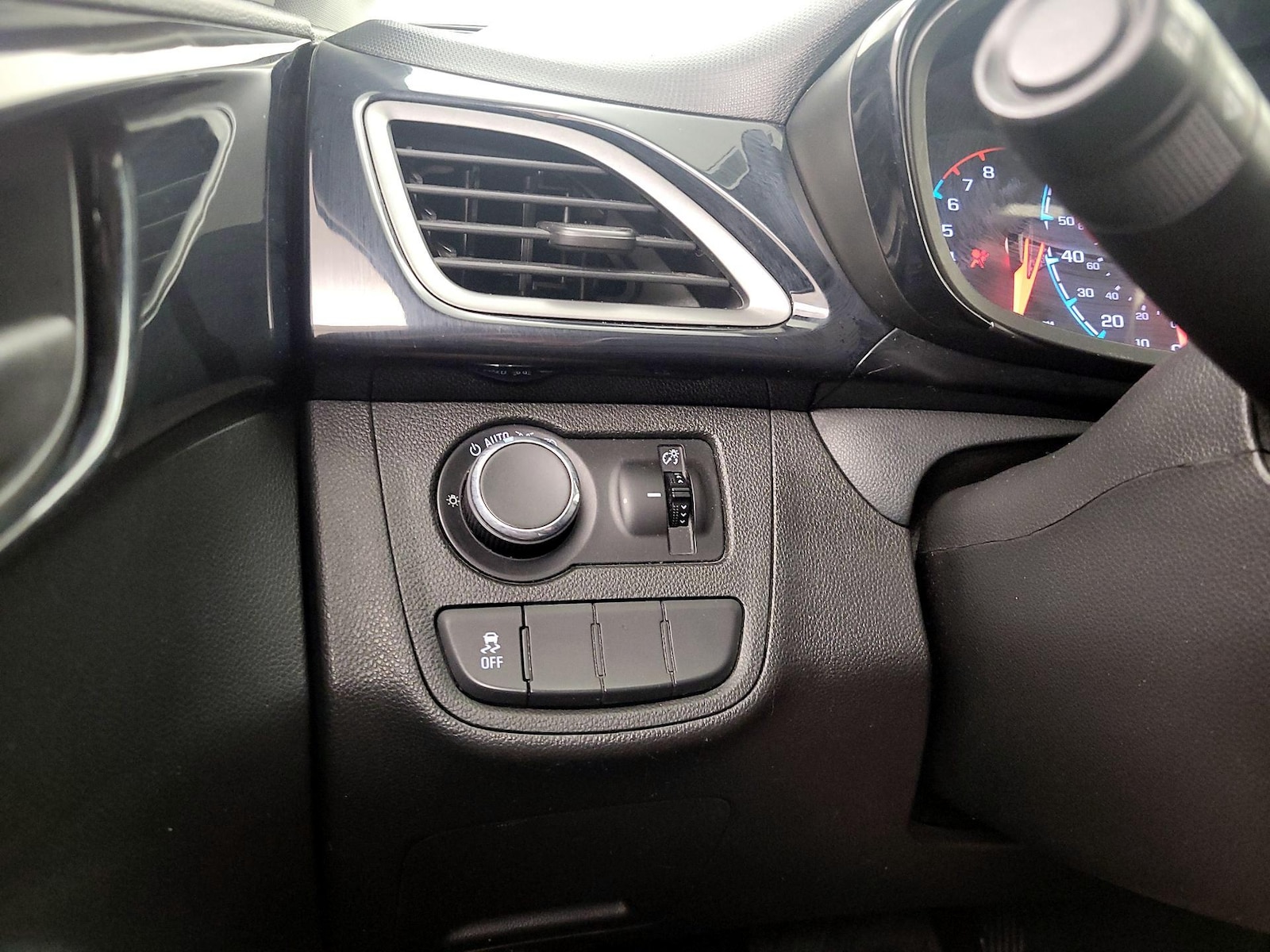 2019 Chevrolet Spark 1LT - Photo 14