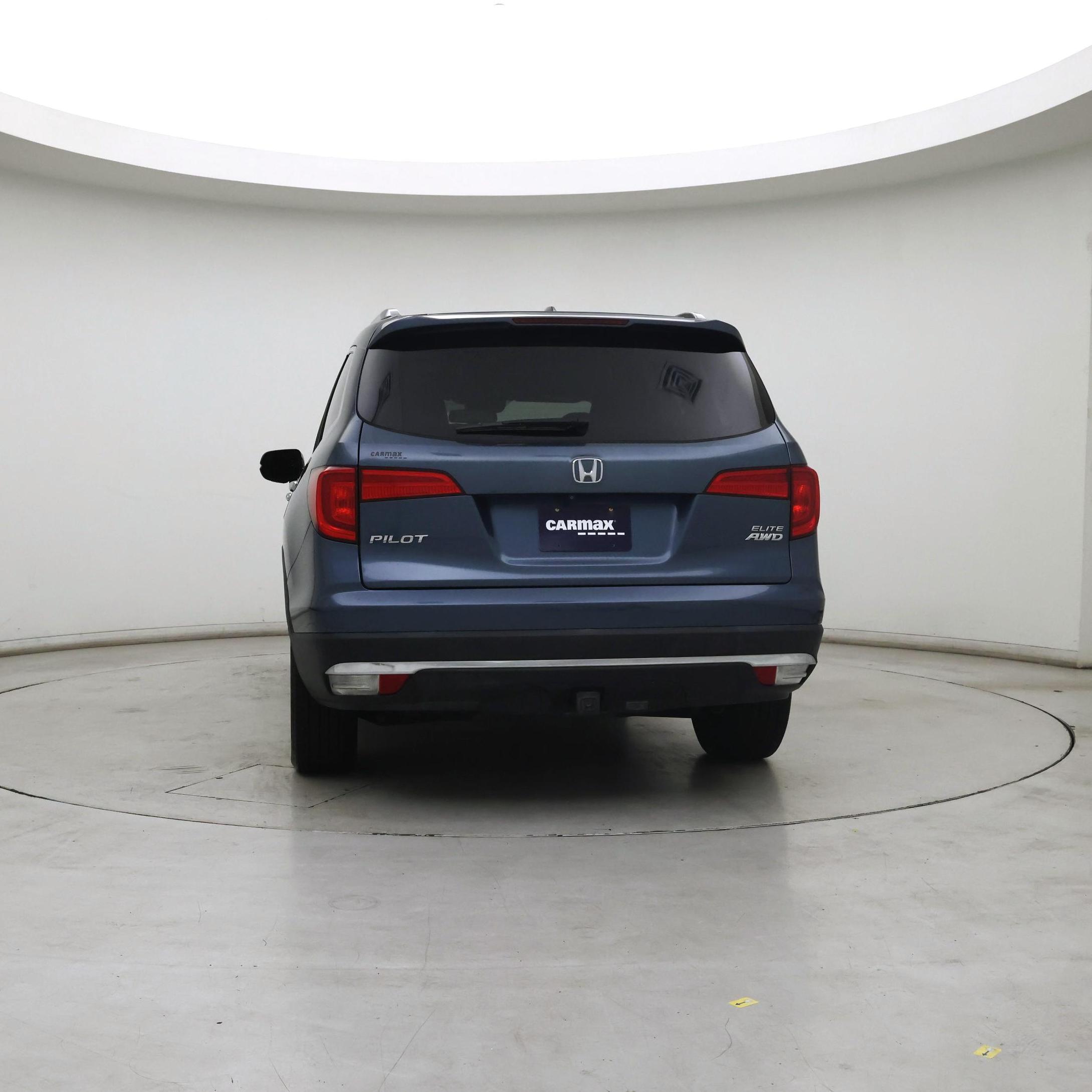 Thumbnail: 2017 Honda Pilot - 6