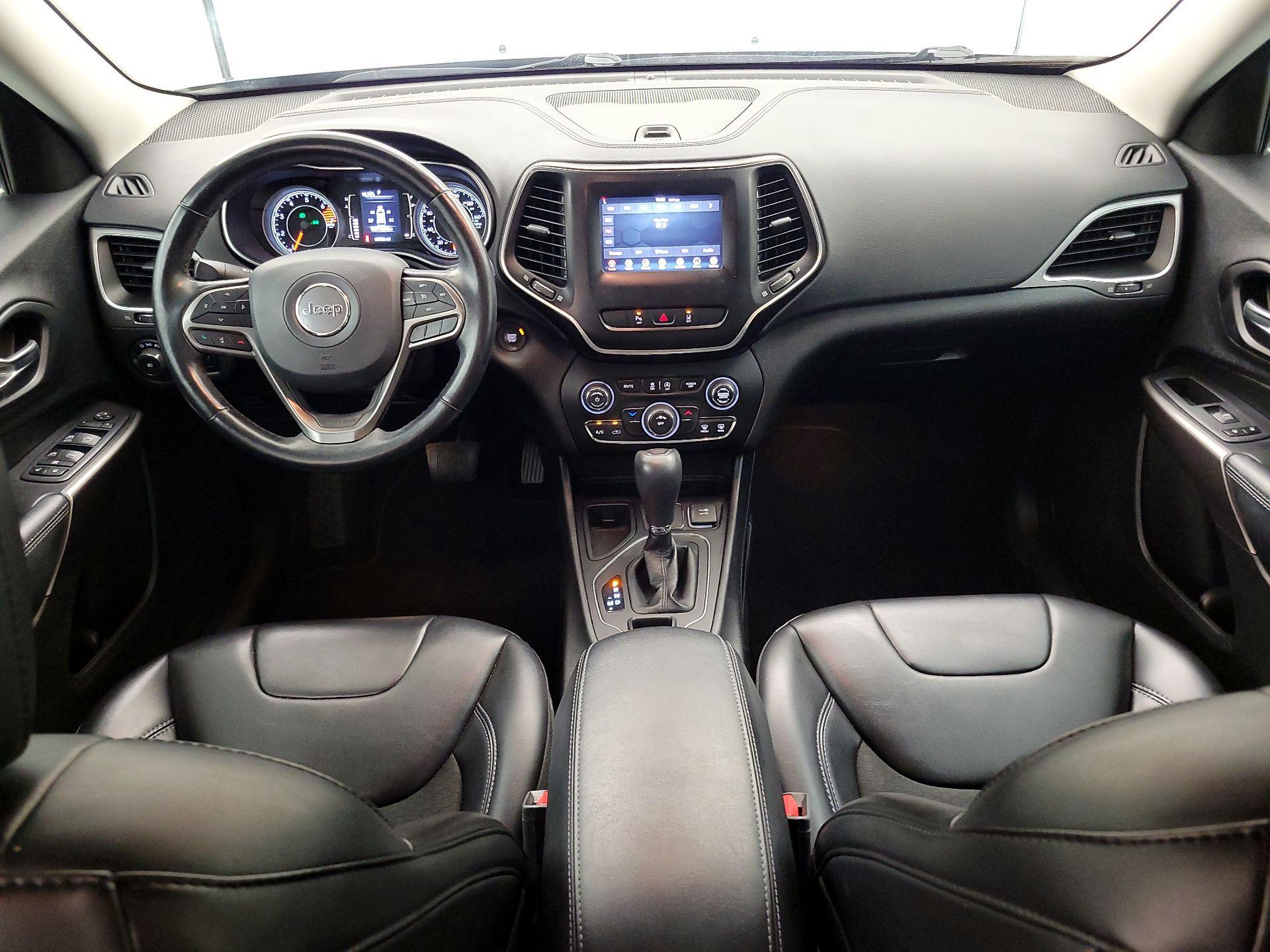 Thumbnail: 2021 Jeep Cherokee - 9