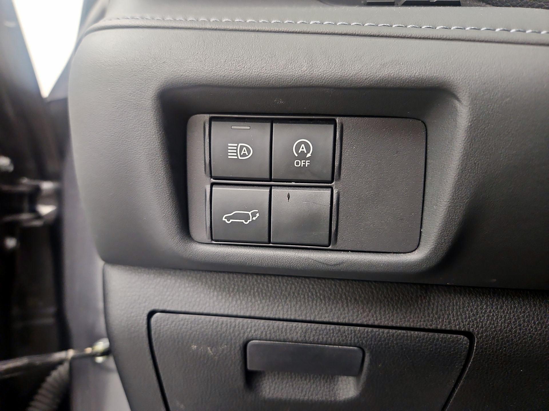 Thumbnail: 2024 Toyota Highlander - 11