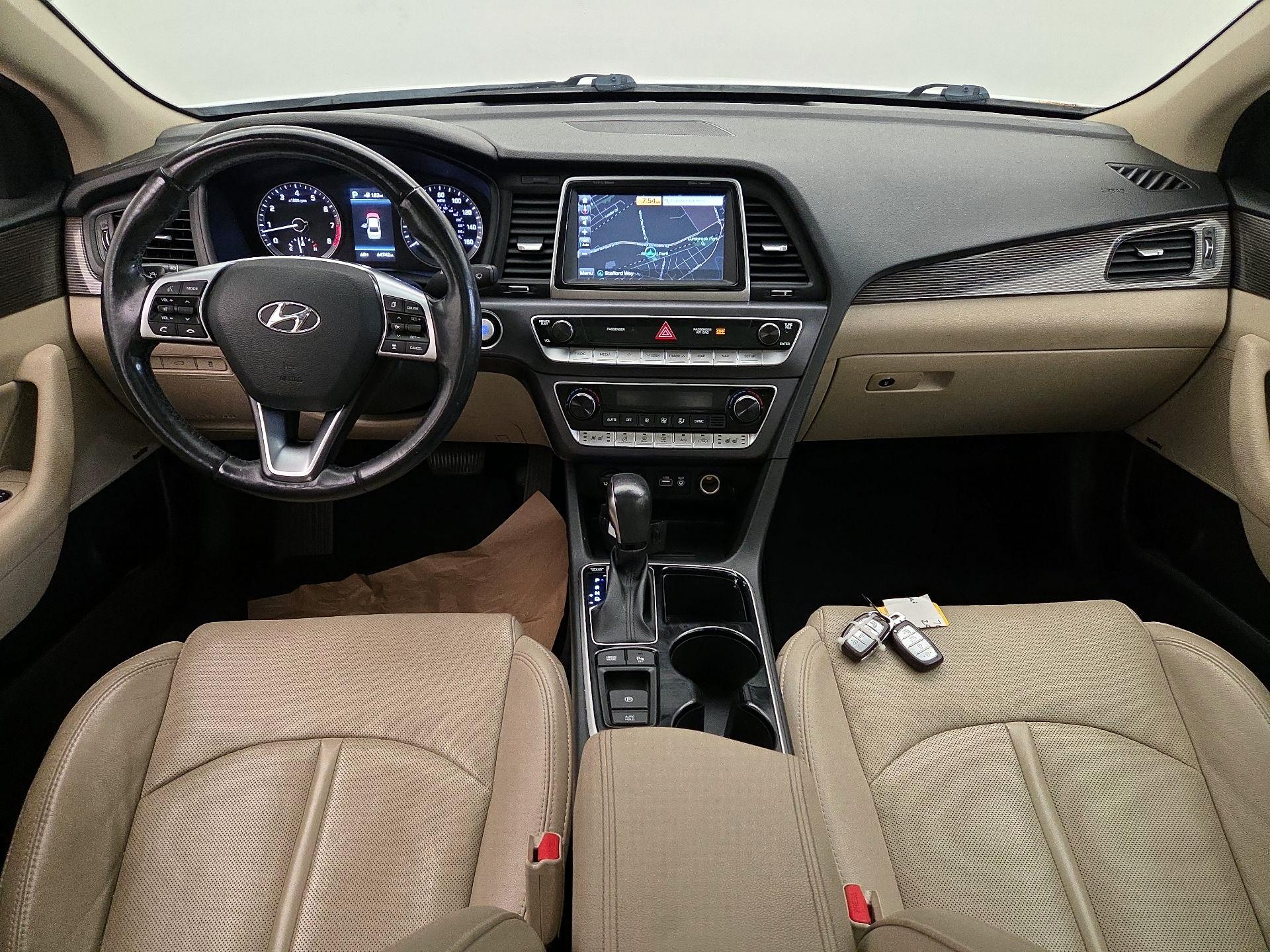 Thumbnail: 2019 Hyundai Sonata - 9