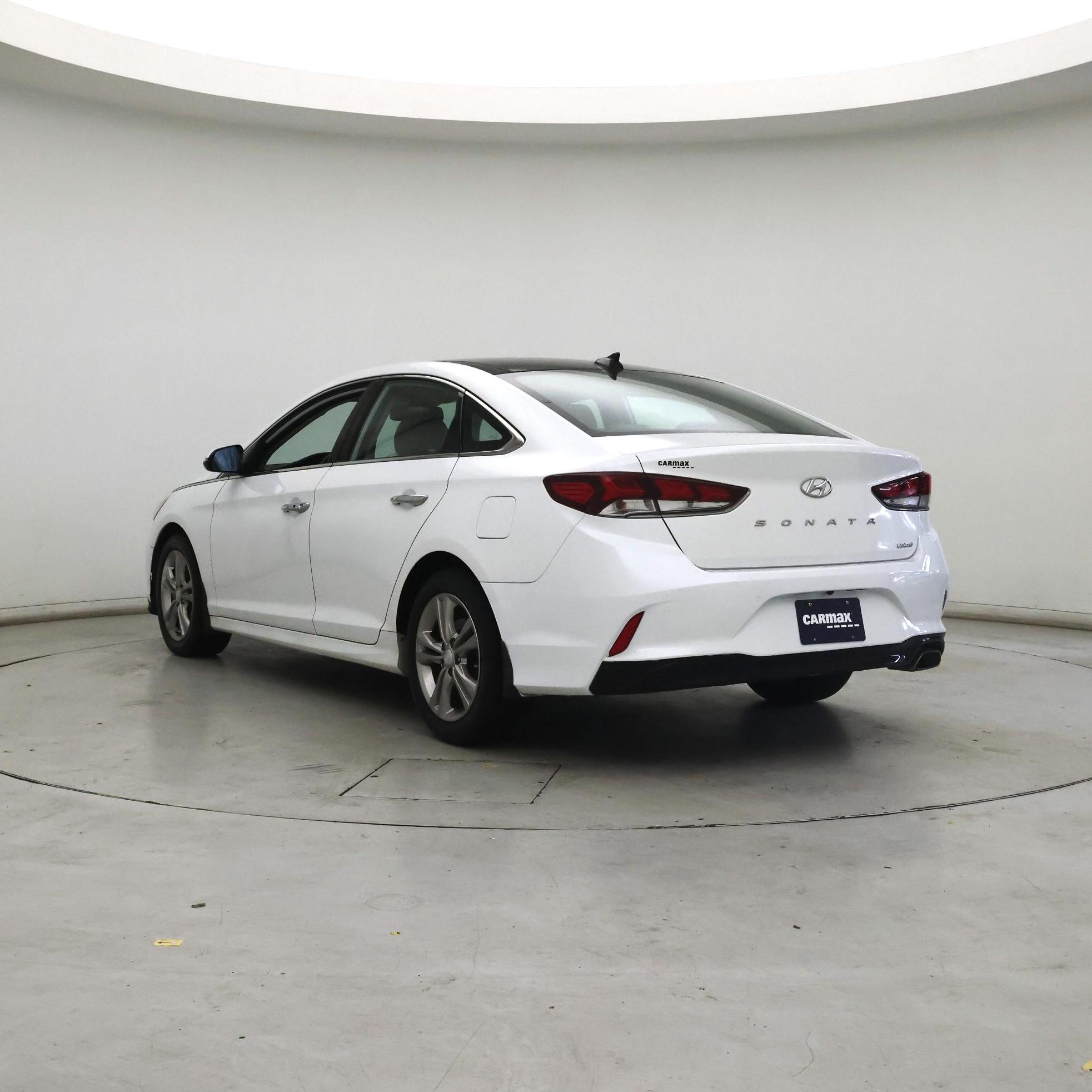 Thumbnail: 2019 Hyundai Sonata - 2