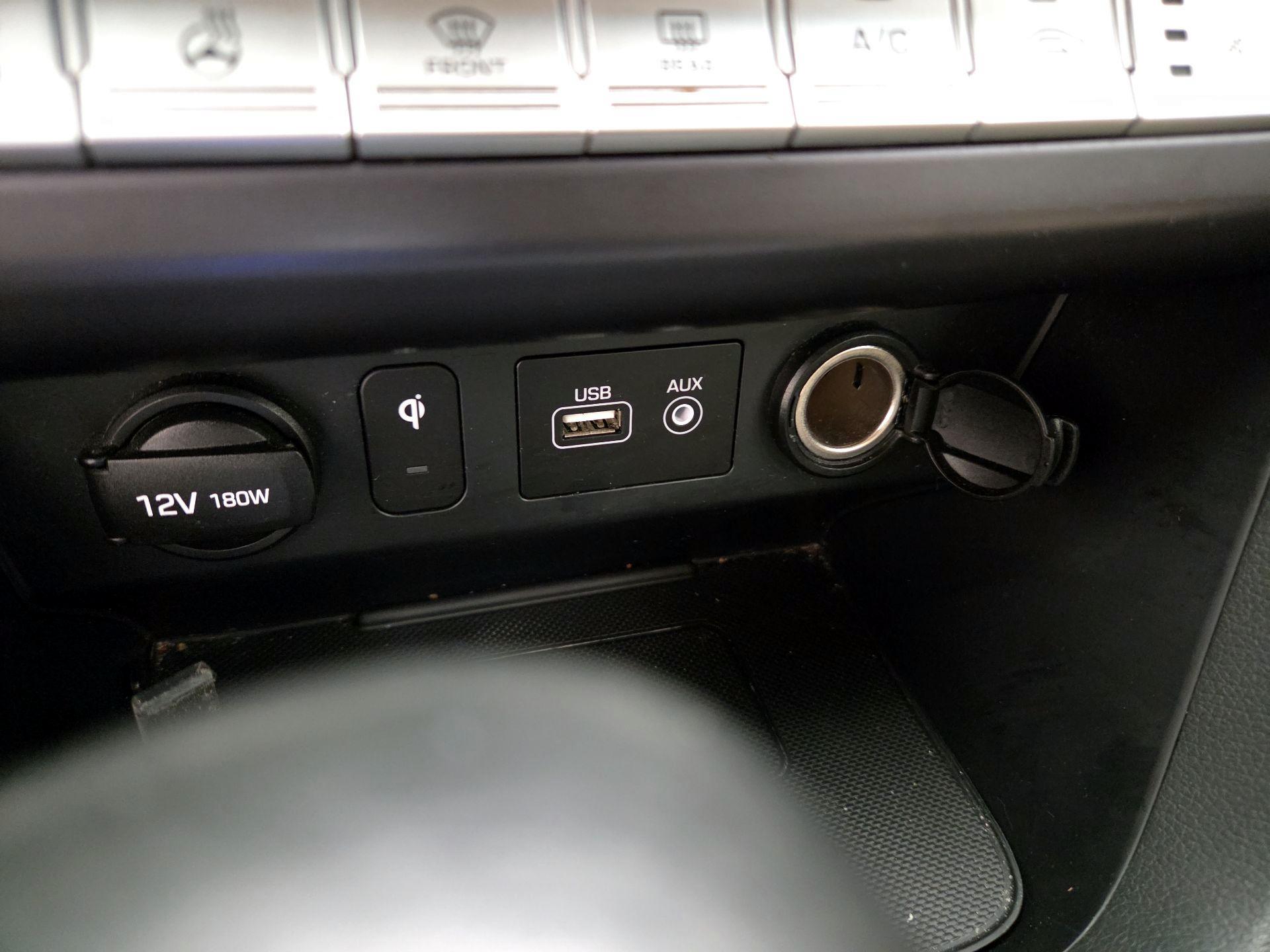 Thumbnail: 2019 Hyundai Sonata - 19