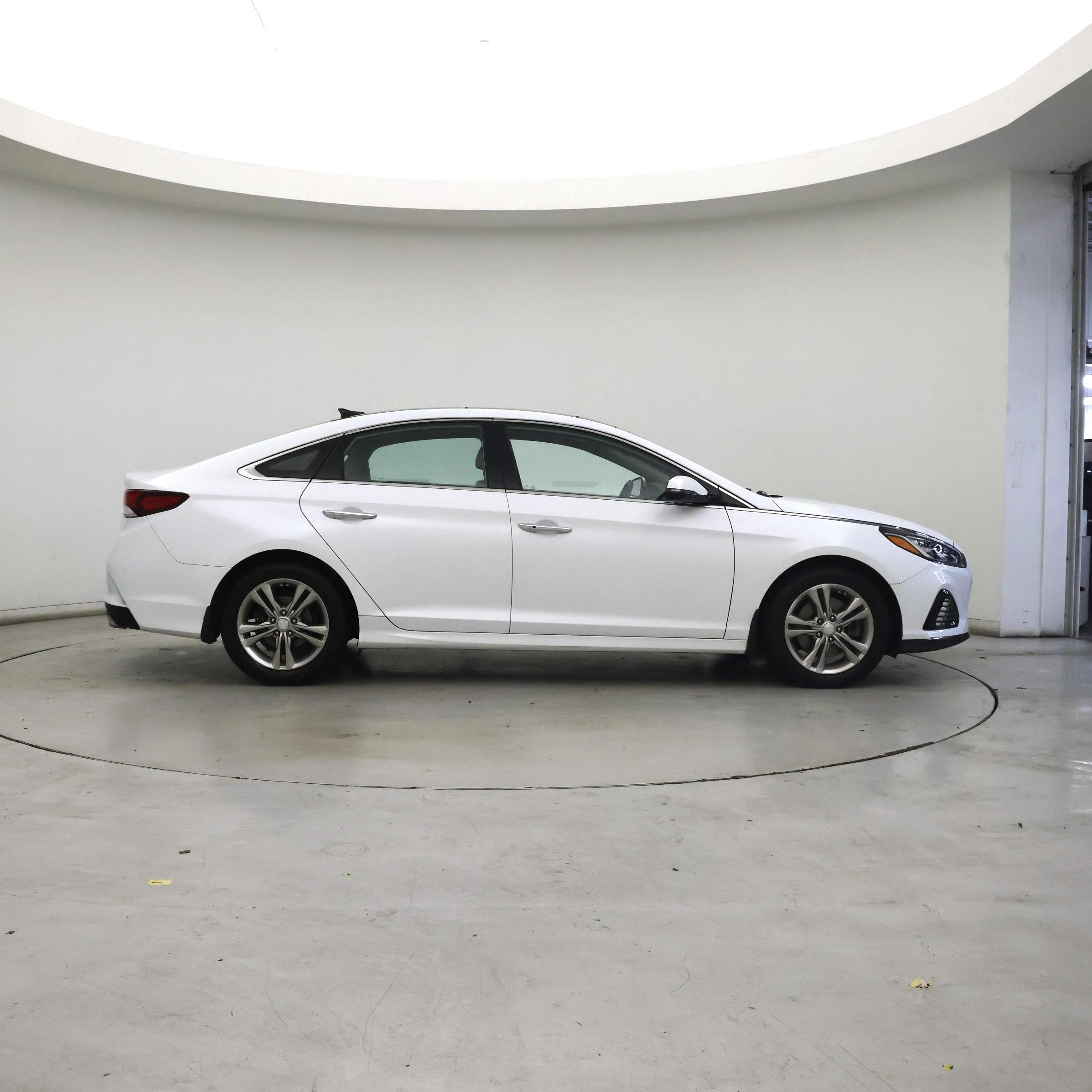 Thumbnail: 2019 Hyundai Sonata - 7