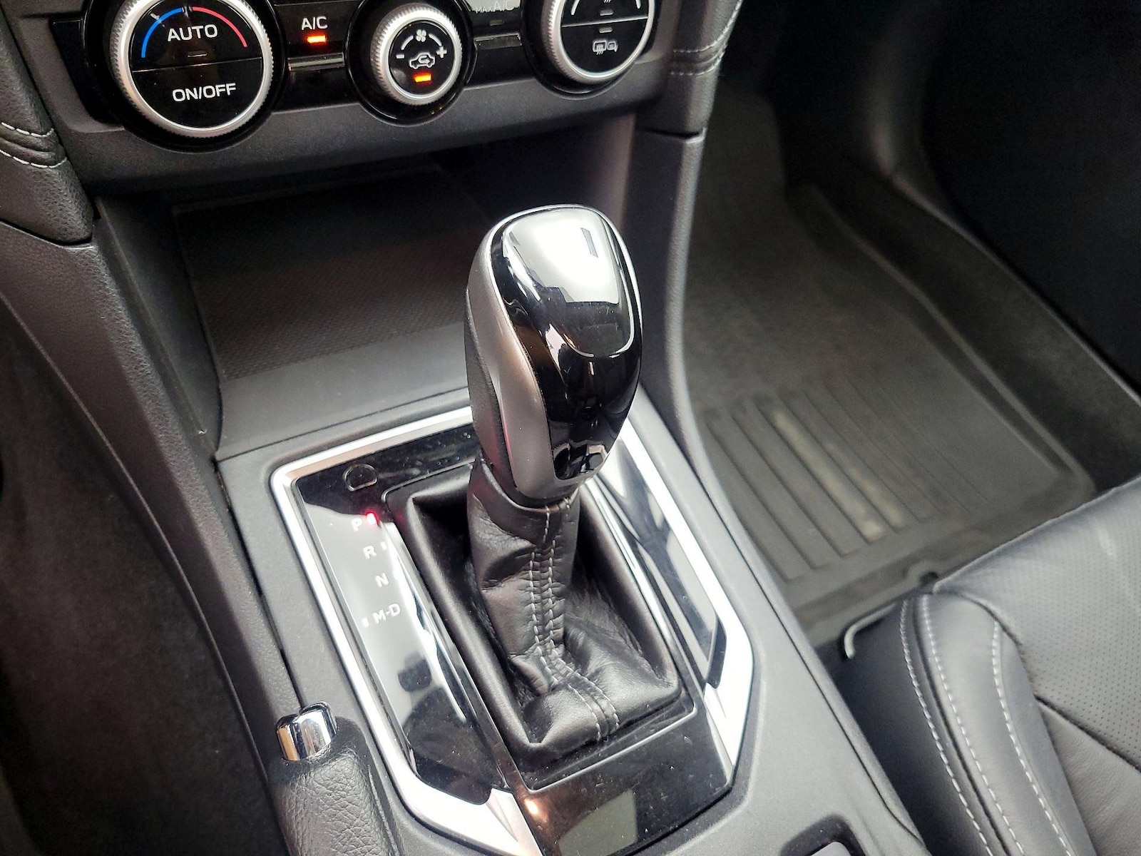 2019 Subaru Impreza Limited - Photo 18