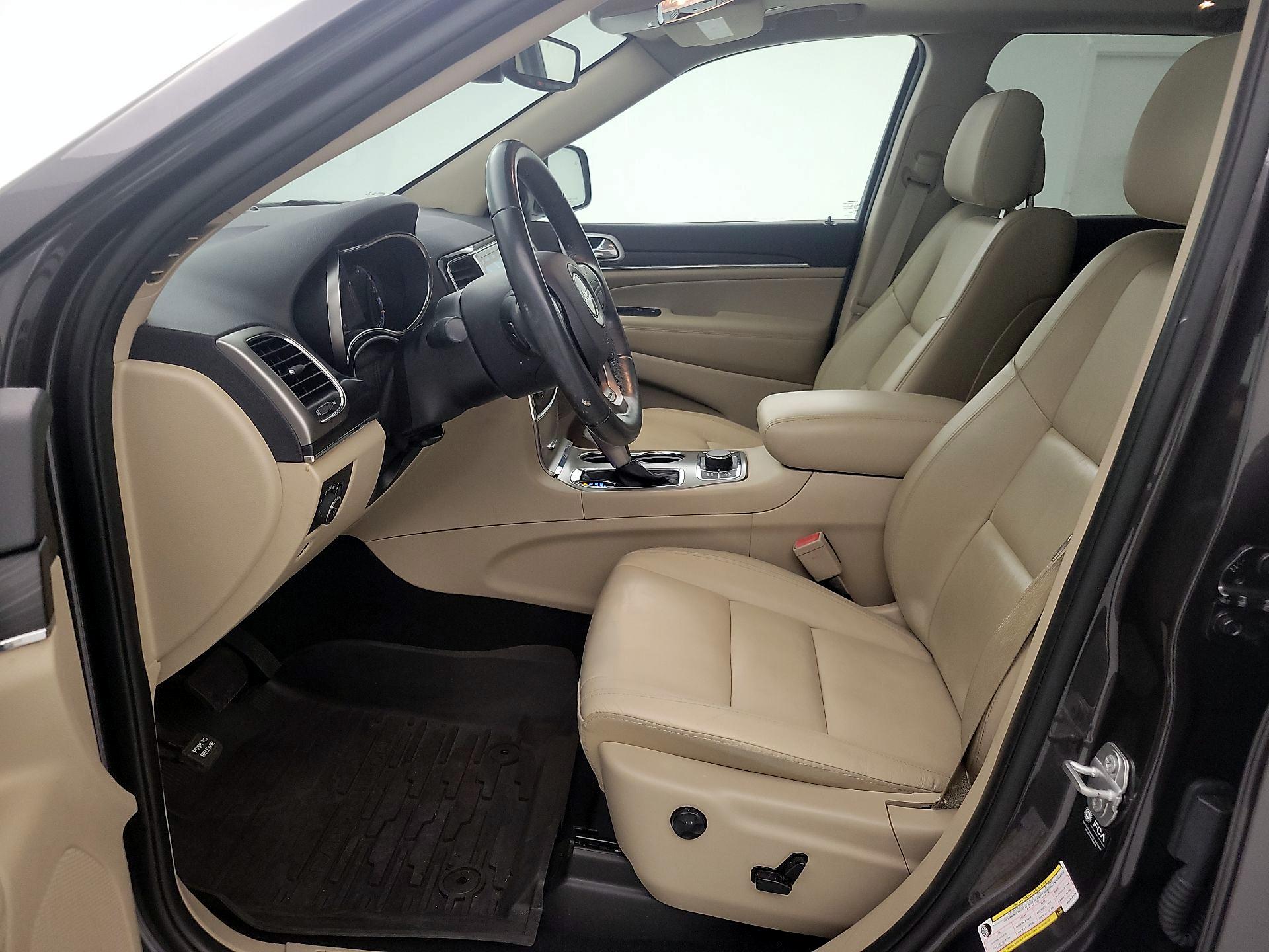 Thumbnail: 2021 Jeep Grand Cherokee - 11