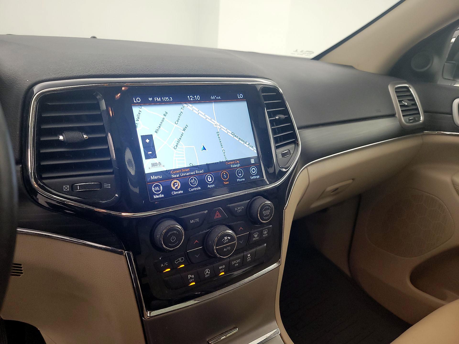 Thumbnail: 2021 Jeep Grand Cherokee - 14