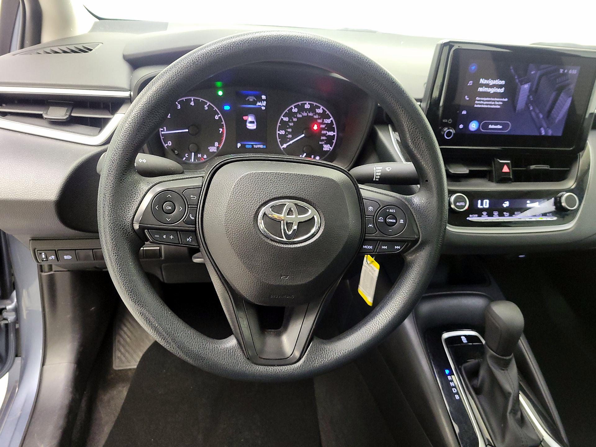 Thumbnail: 2023 Toyota Corolla - 10