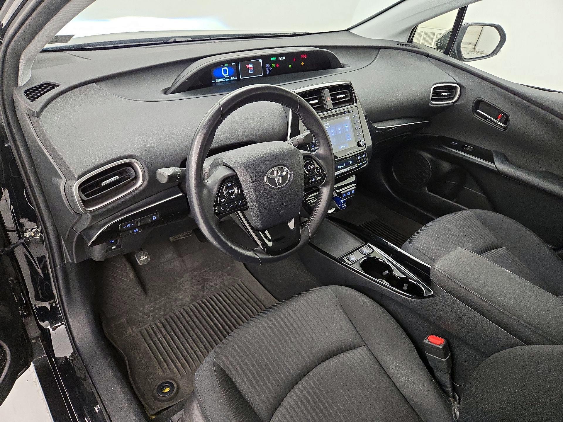 Thumbnail: 2022 Toyota Prius Prime - 11