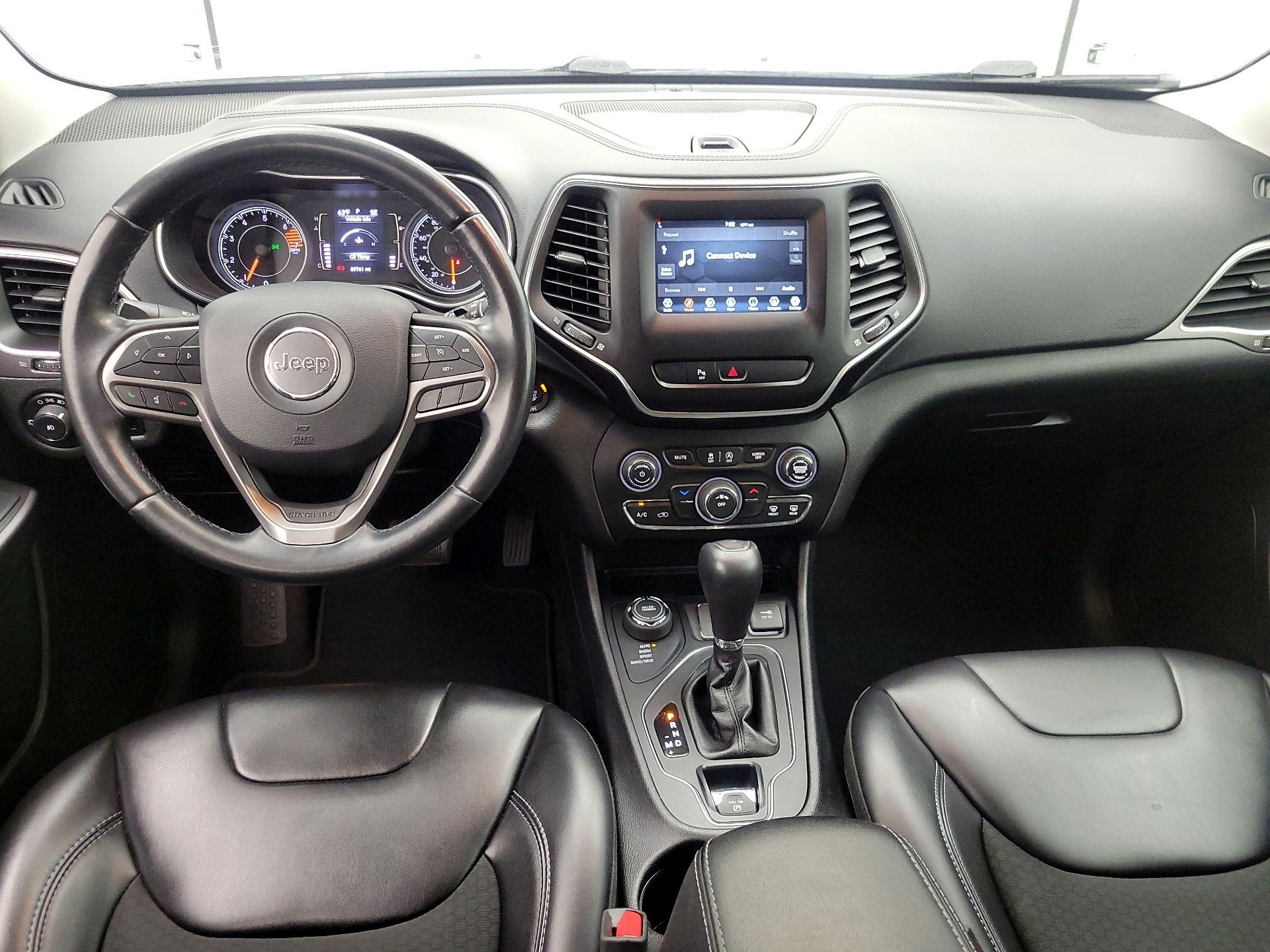 Thumbnail: 2019 Jeep Cherokee - 9