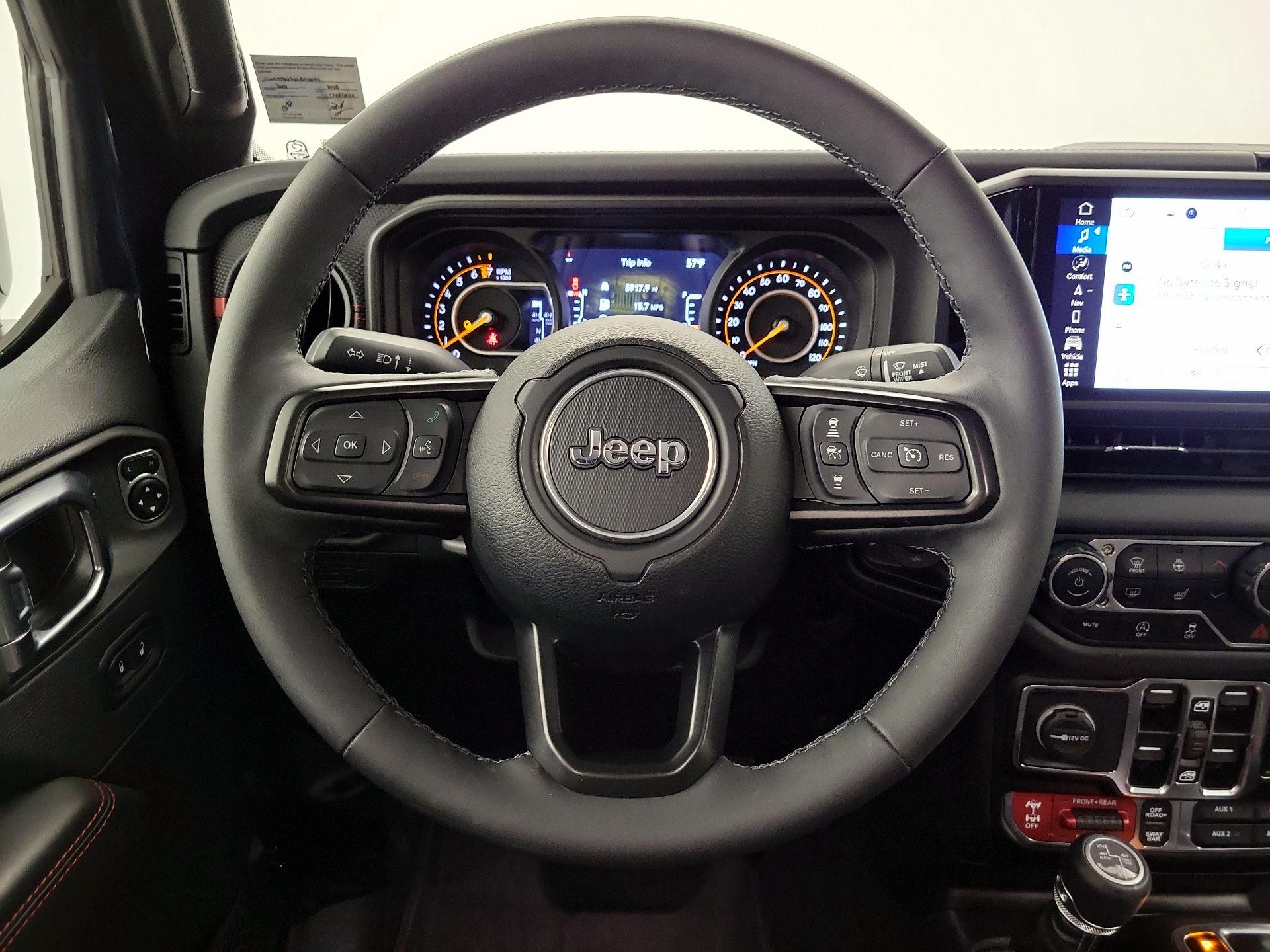 Thumbnail: 2025 Jeep Gladiator - 10