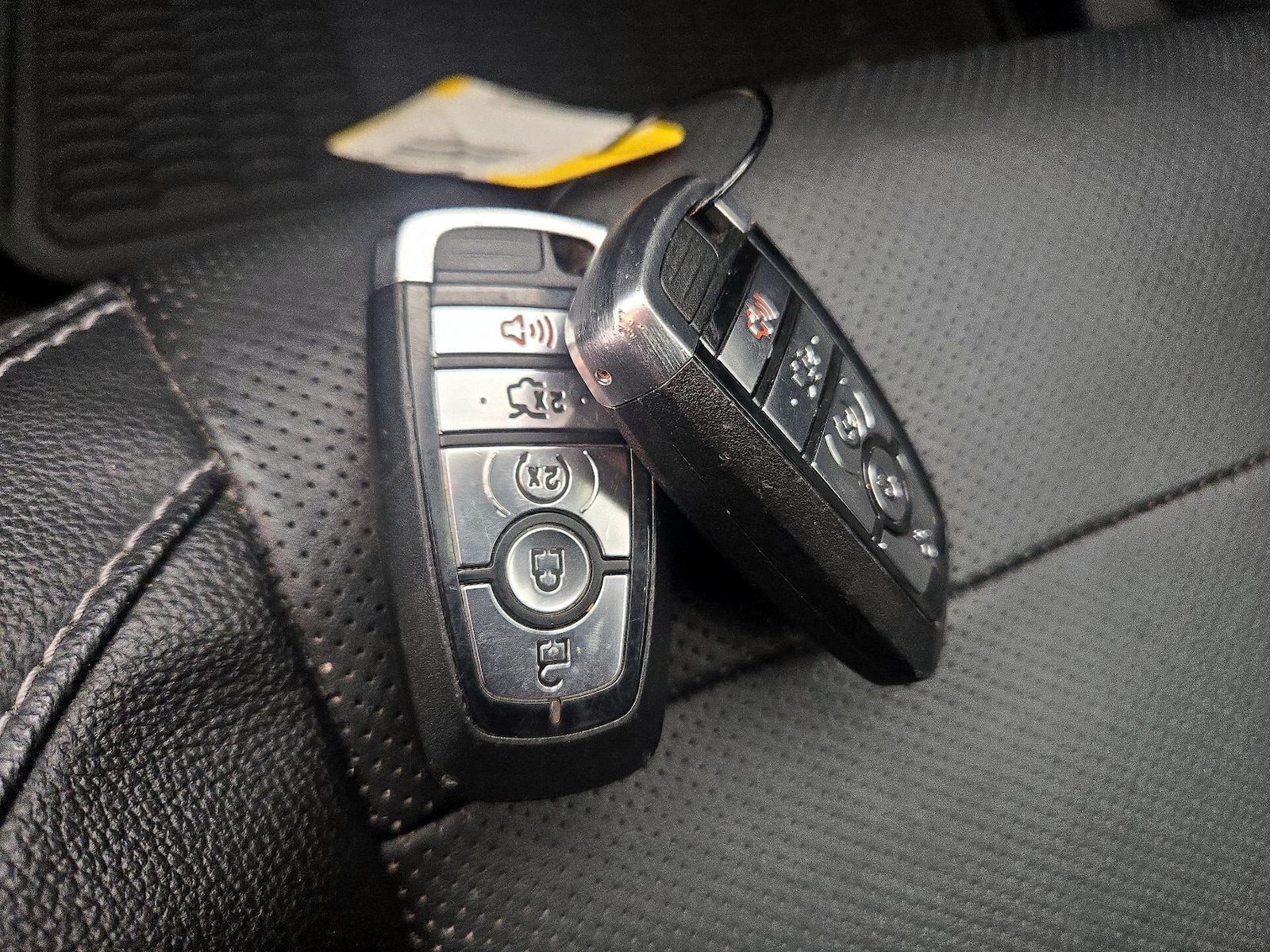 2018 Ford Mustang EcoBoost Premium - Photo 24