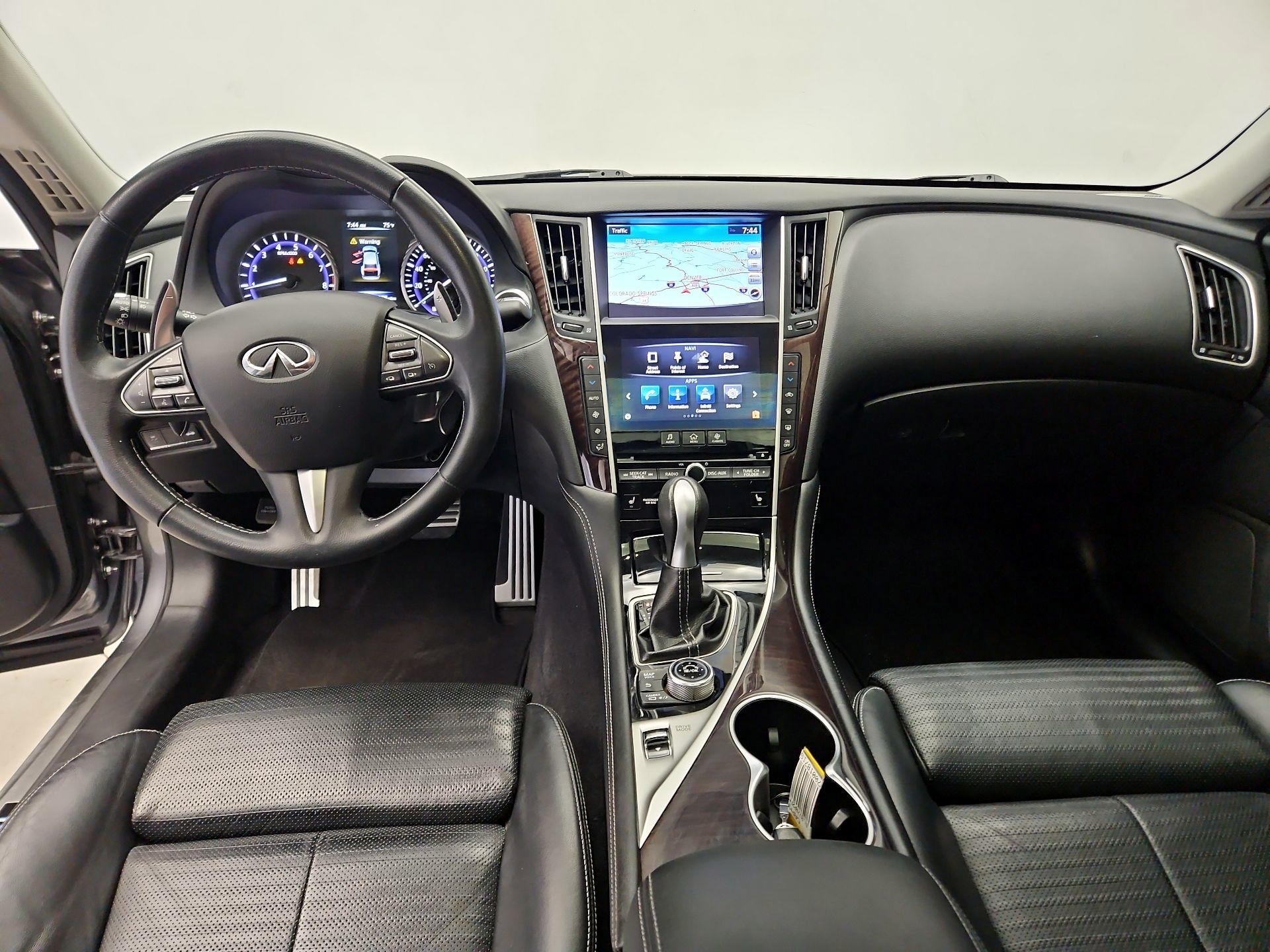 Thumbnail: 2015 INFINITI Q50 - 9
