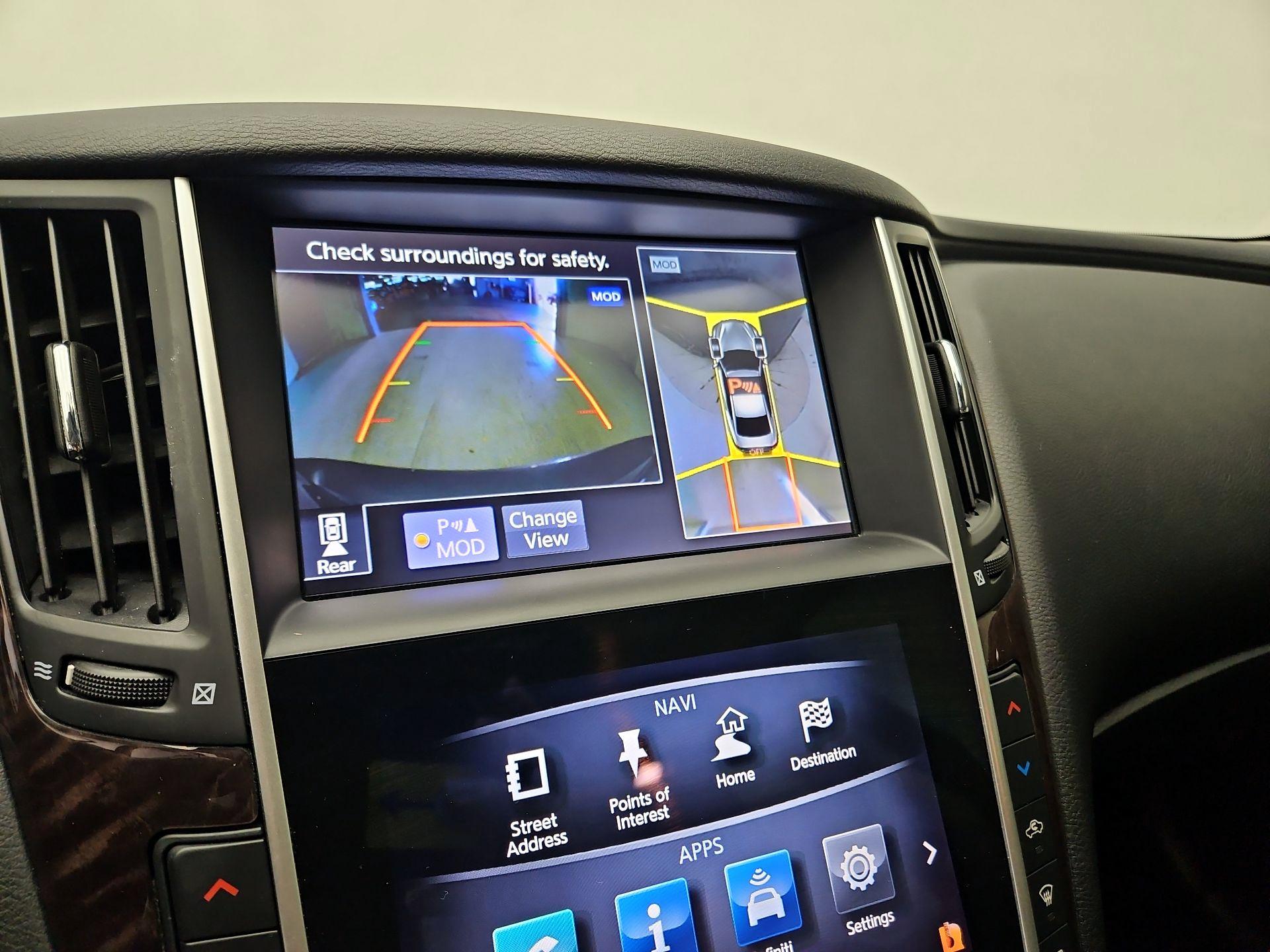 Thumbnail: 2015 INFINITI Q50 - 14