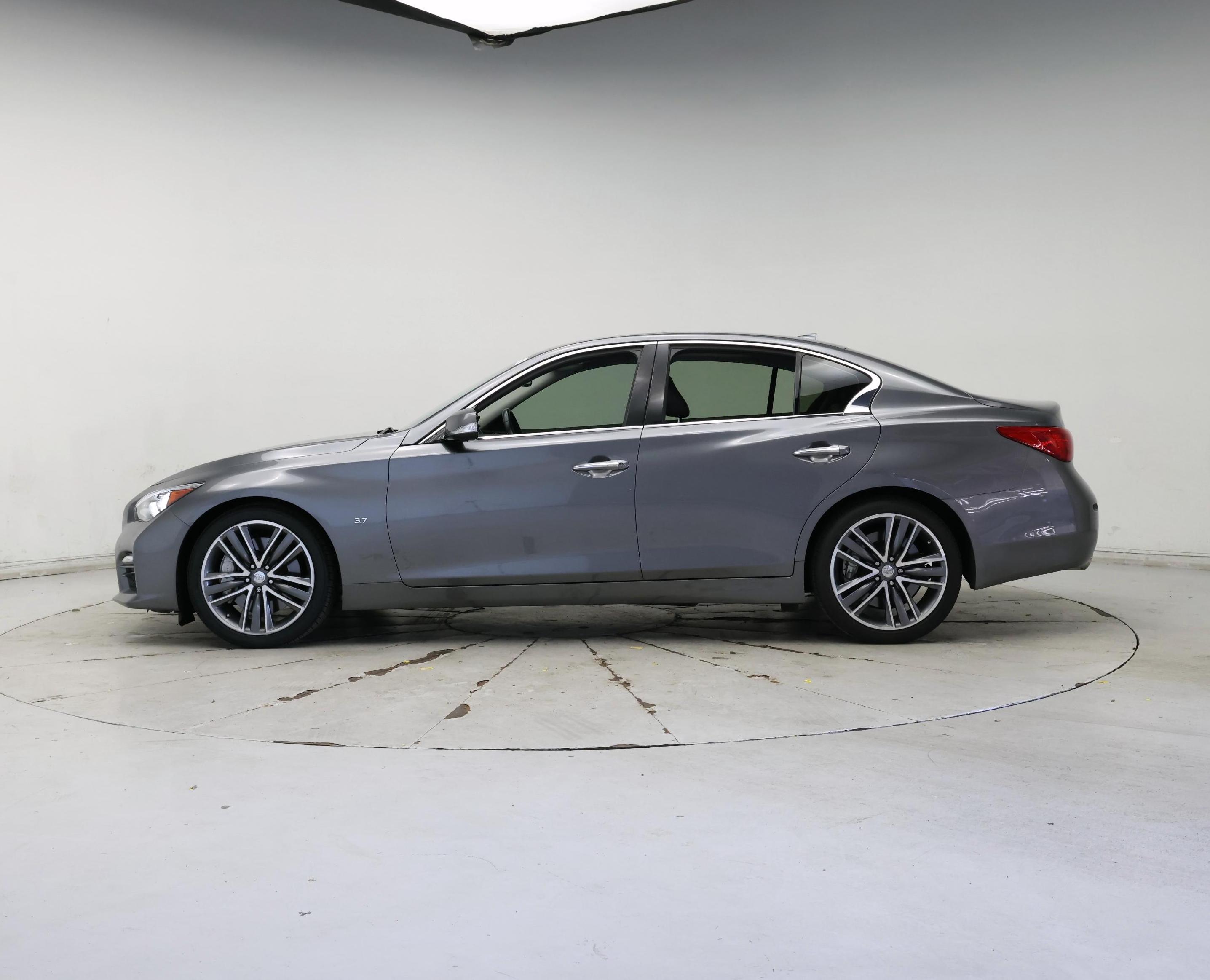 Thumbnail: 2015 INFINITI Q50 - 3