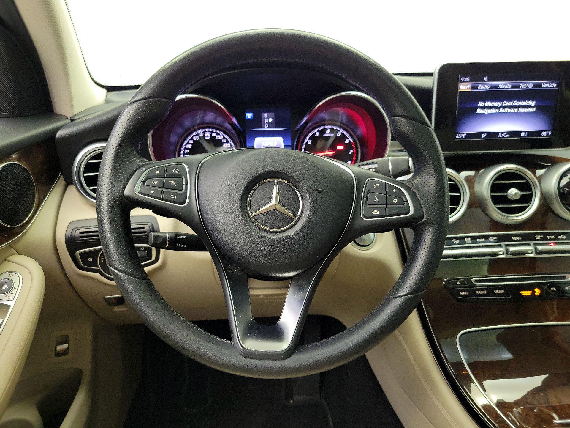 Thumbnail: 2018 Mercedes-Benz GLC - 10