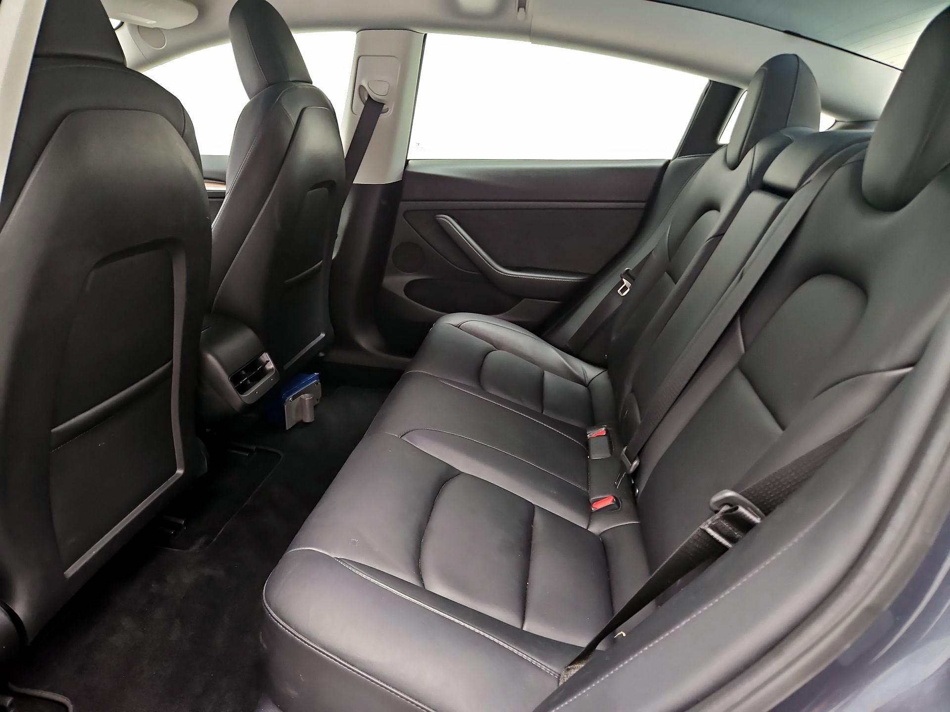 Thumbnail: 2022 Tesla Model 3 - 20