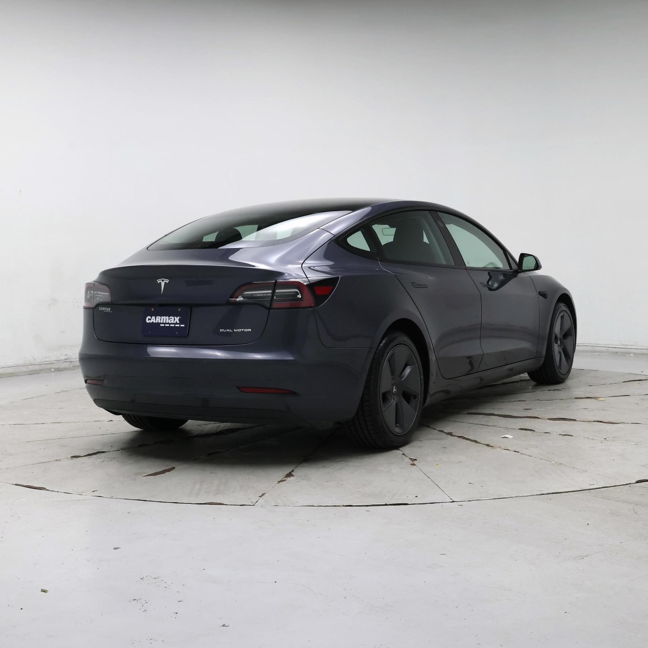 Thumbnail: 2022 Tesla Model 3 - 8