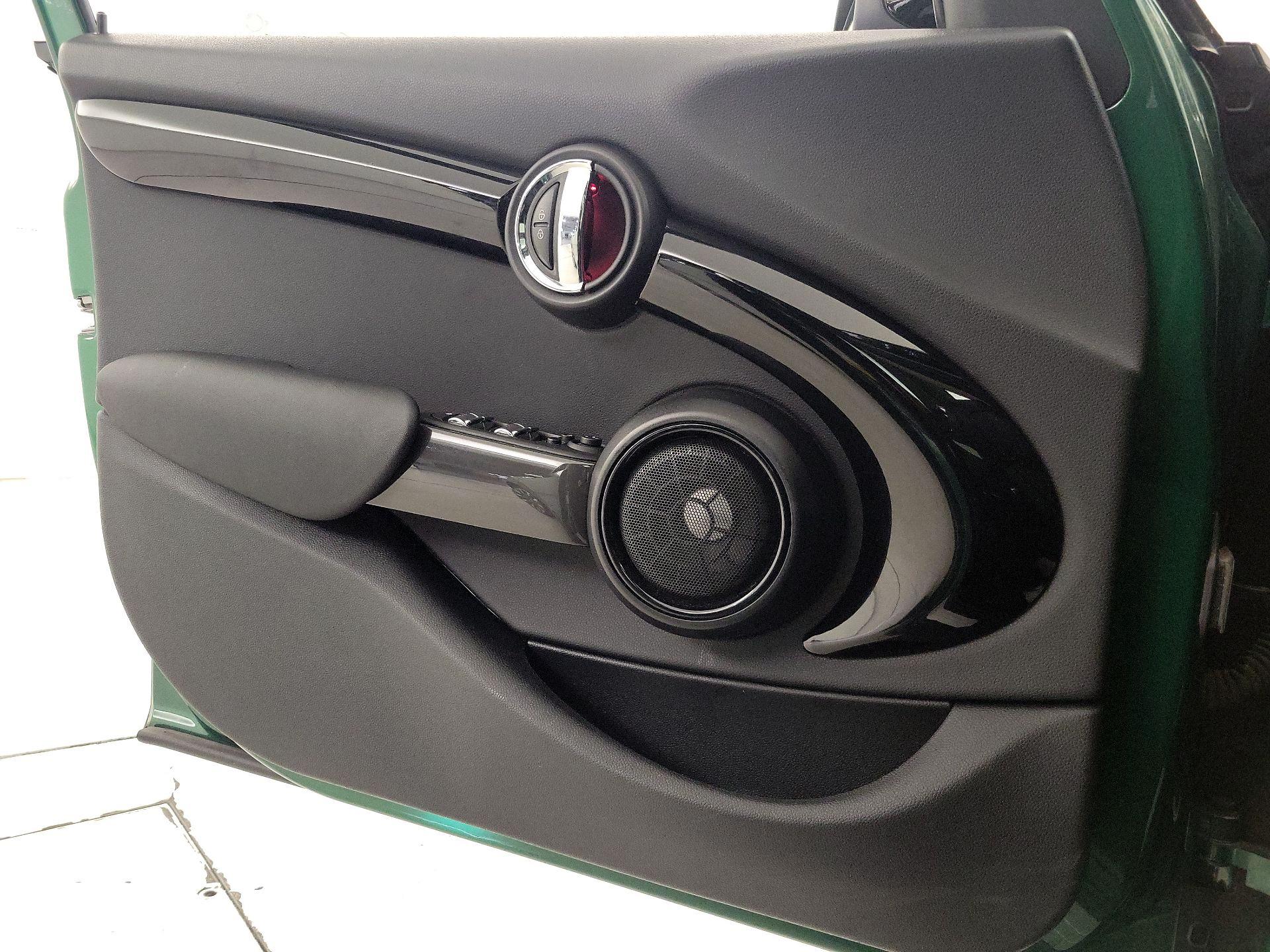 Thumbnail: 2021 MINI Cooper Hardtop - 12