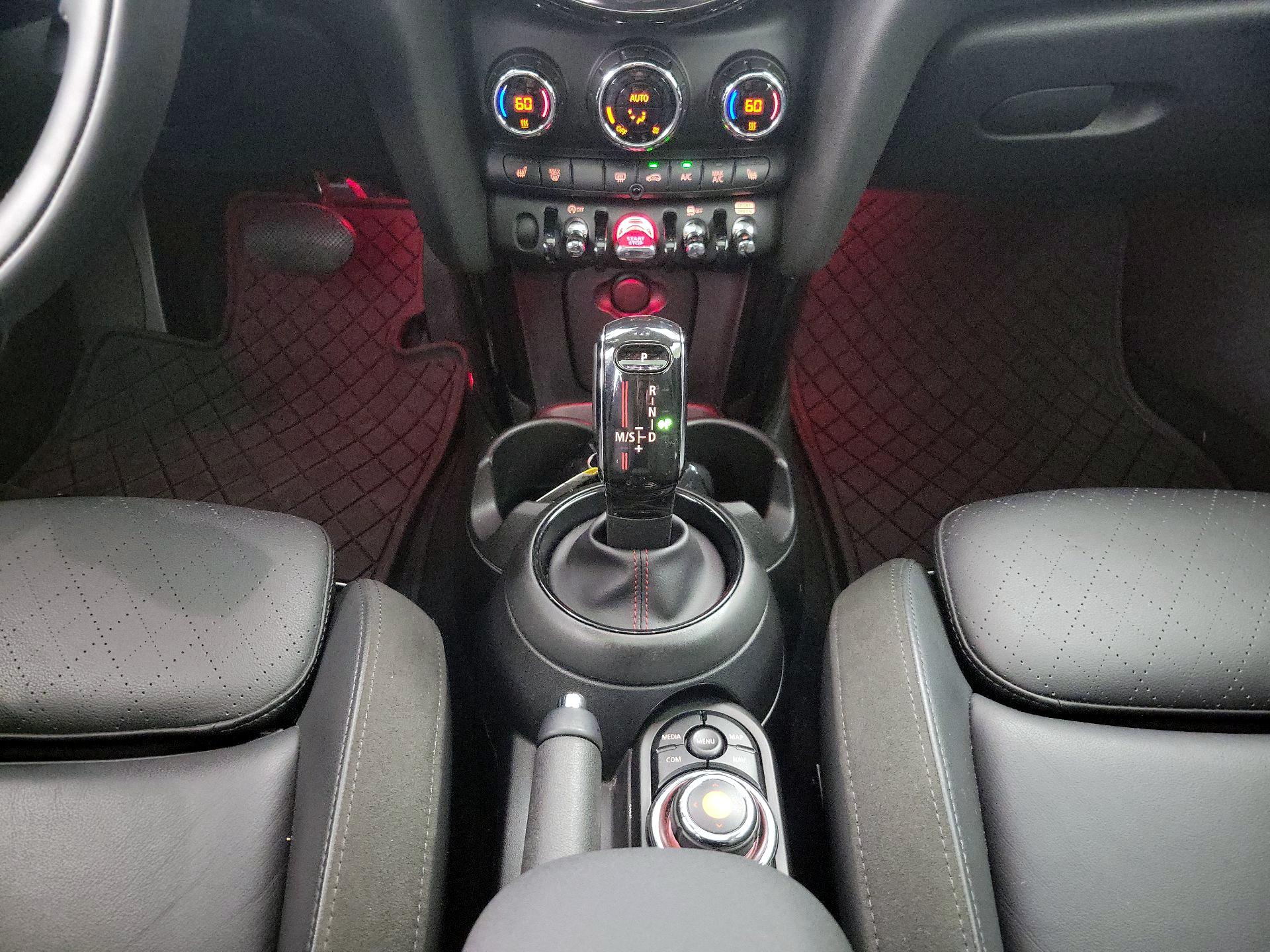 Thumbnail: 2021 MINI Cooper Hardtop - 17