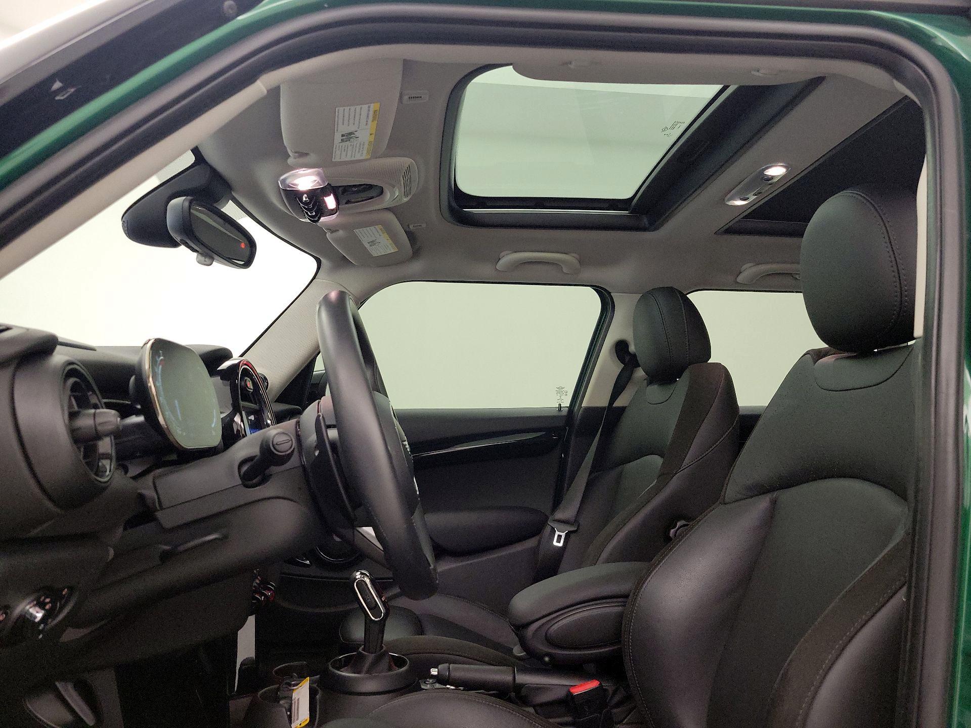 Thumbnail: 2021 MINI Cooper Hardtop - 18
