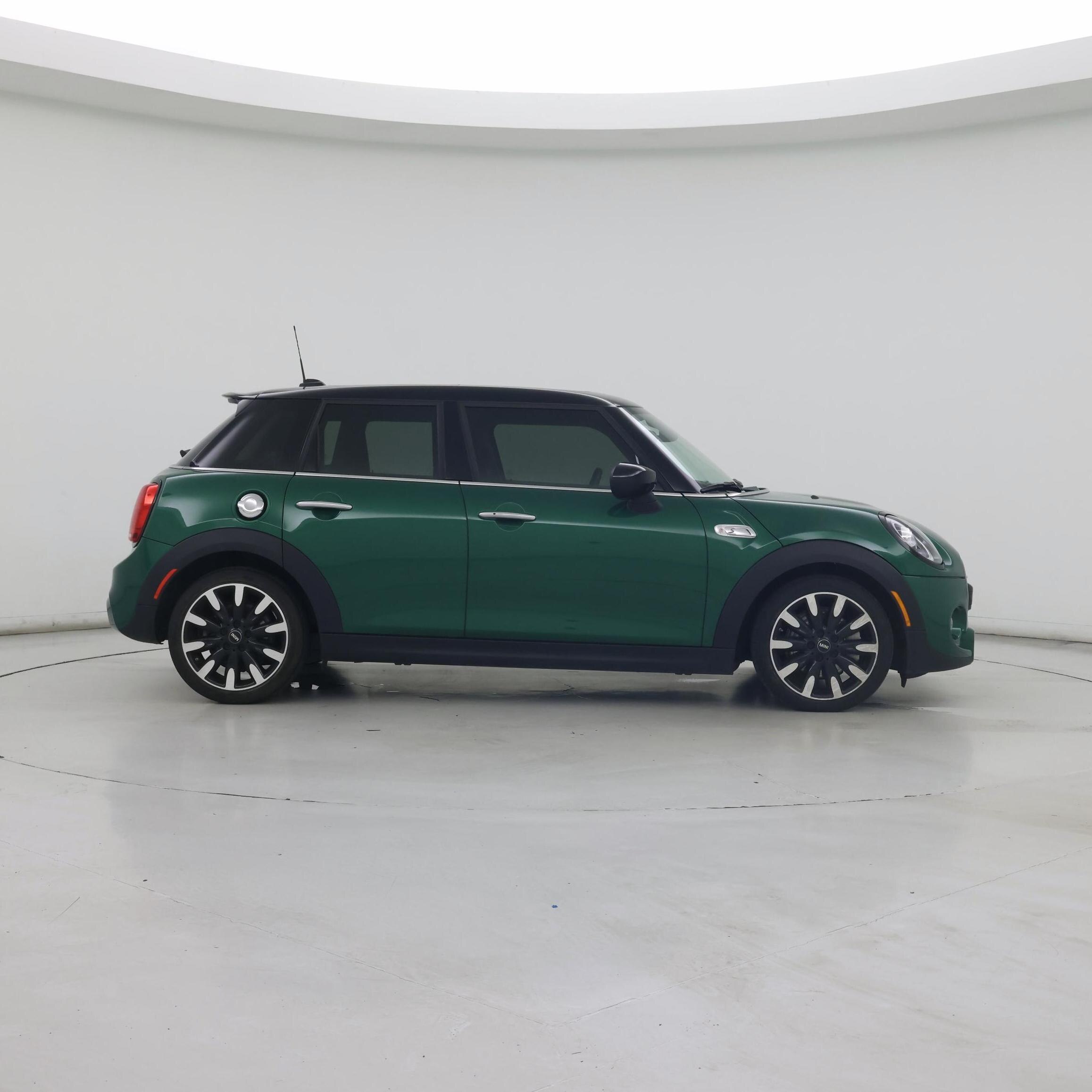 Thumbnail: 2021 MINI Cooper Hardtop - 7