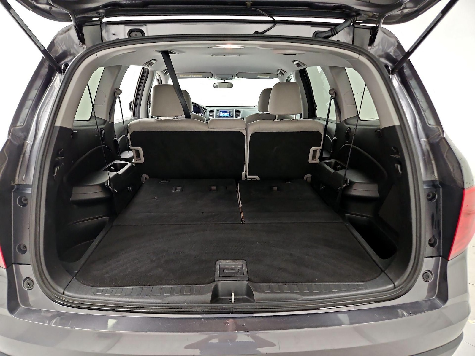 2017 Honda Pilot LX - Photo 23
