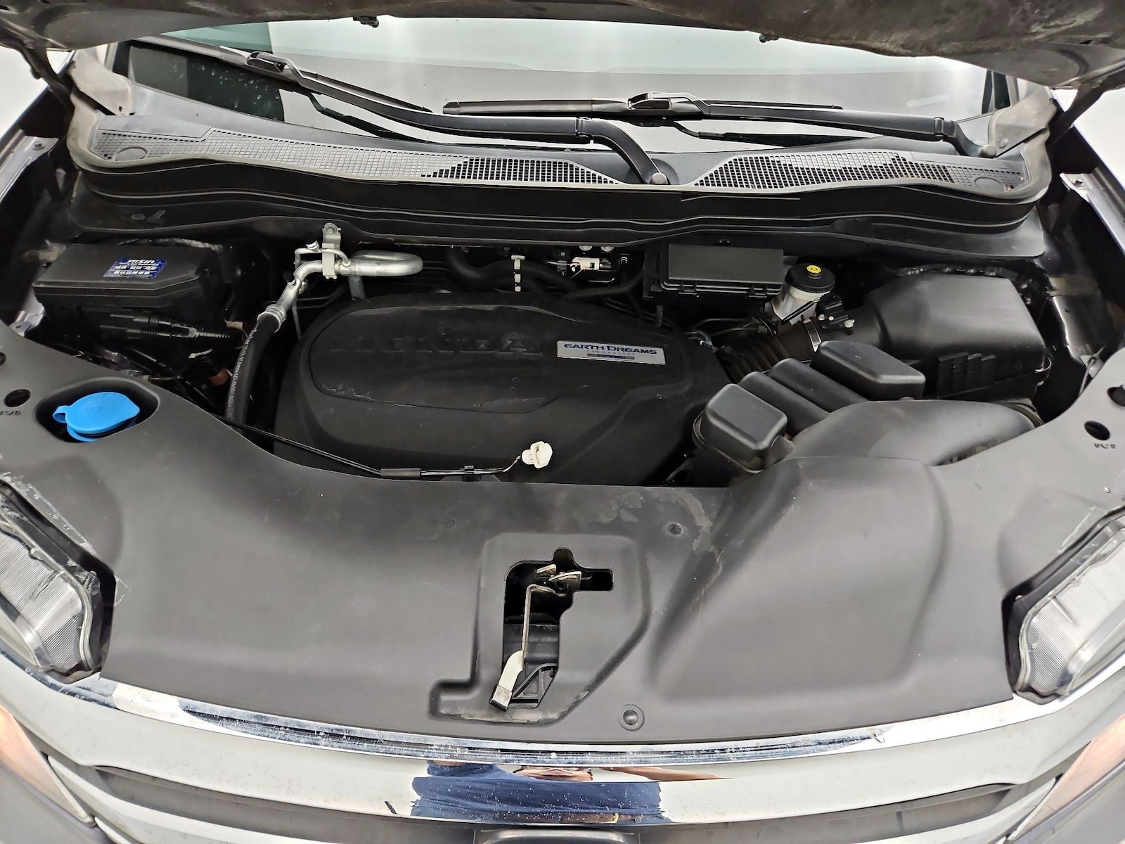 2017 Honda Pilot LX - Photo 24