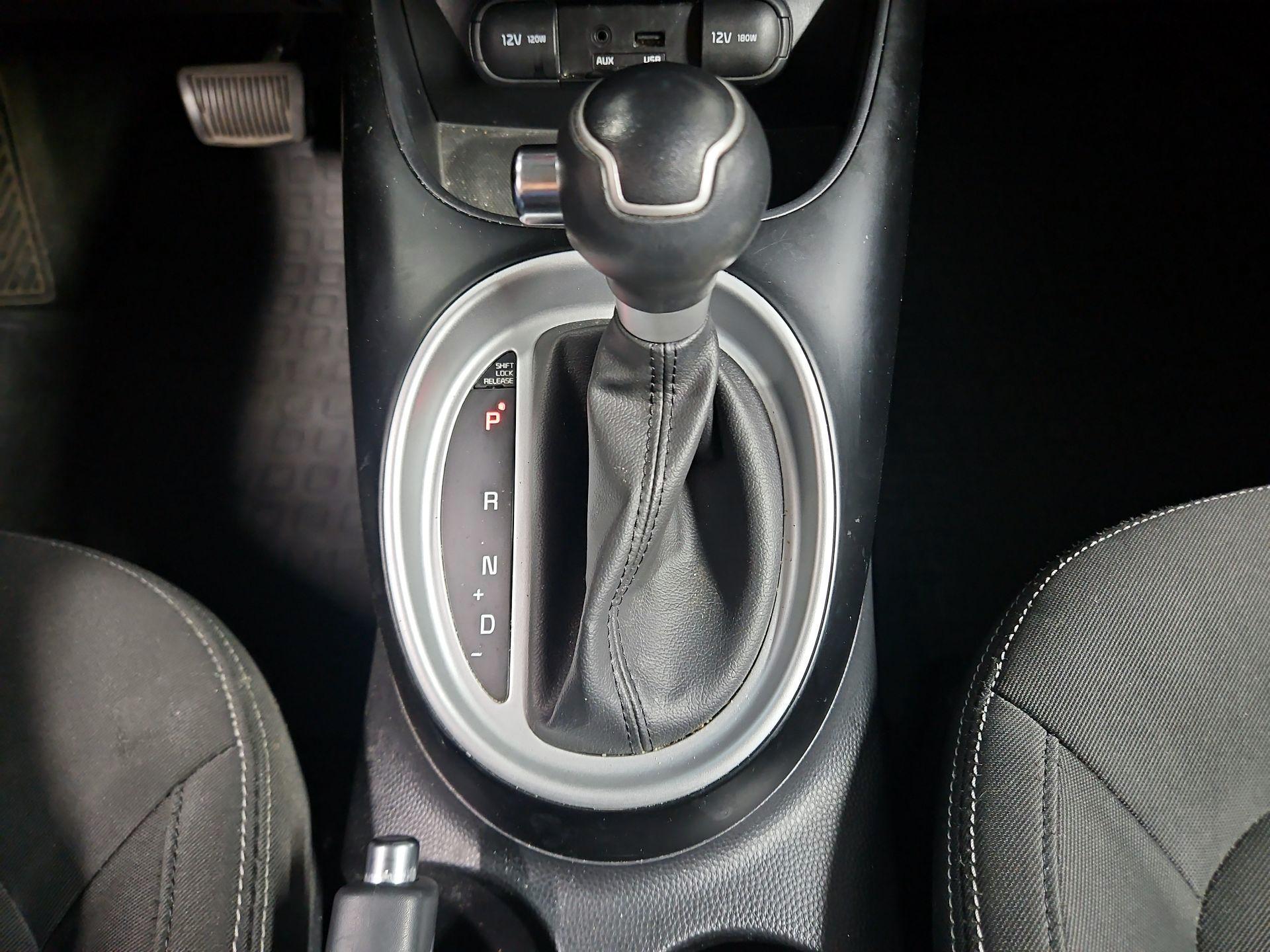 Thumbnail: 2014 Kia Soul - 16