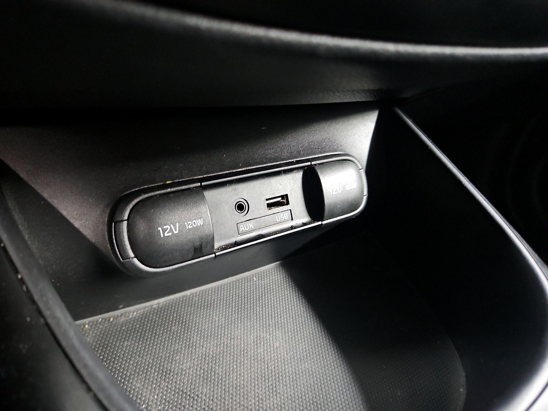 Thumbnail: 2014 Kia Soul - 17