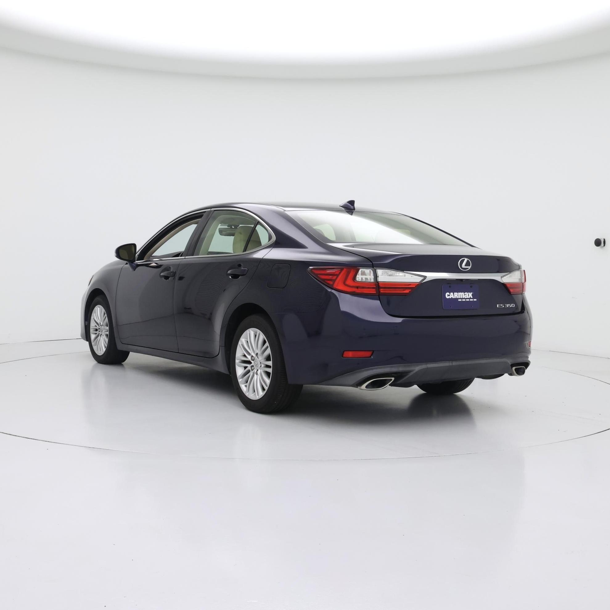 Thumbnail: 2016 Lexus ES - 2