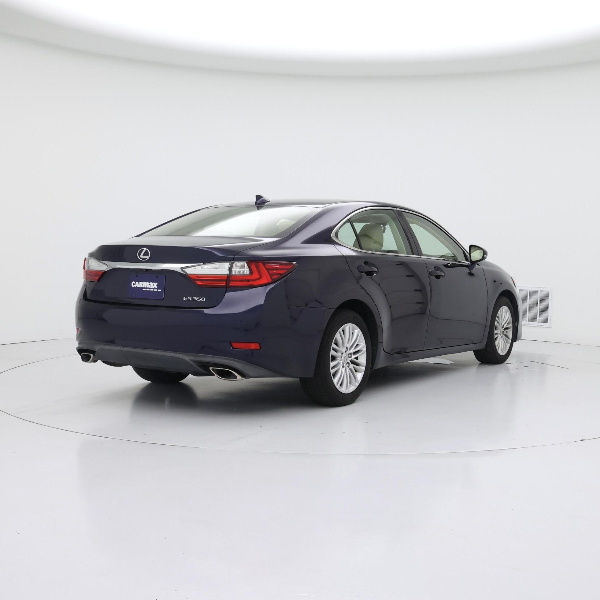 Thumbnail: 2016 Lexus ES - 8