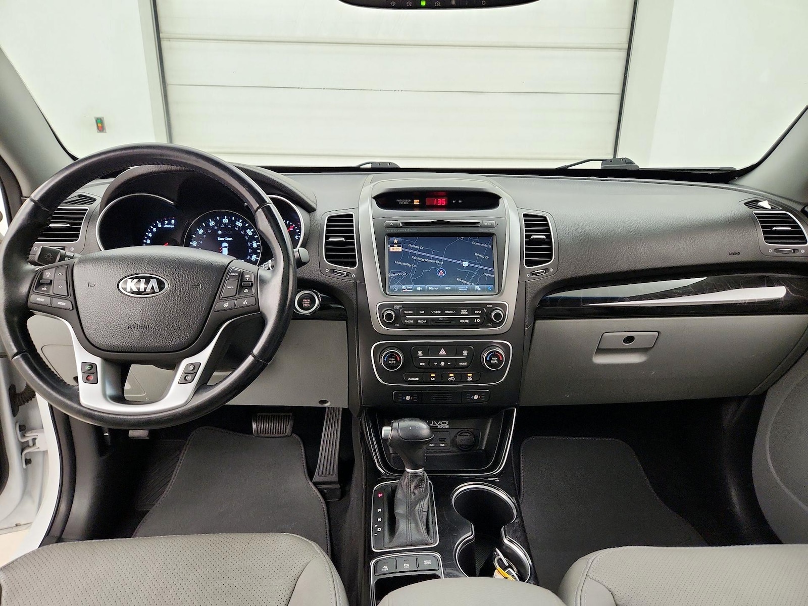 2015 Kia Sorento SX - Photo 10