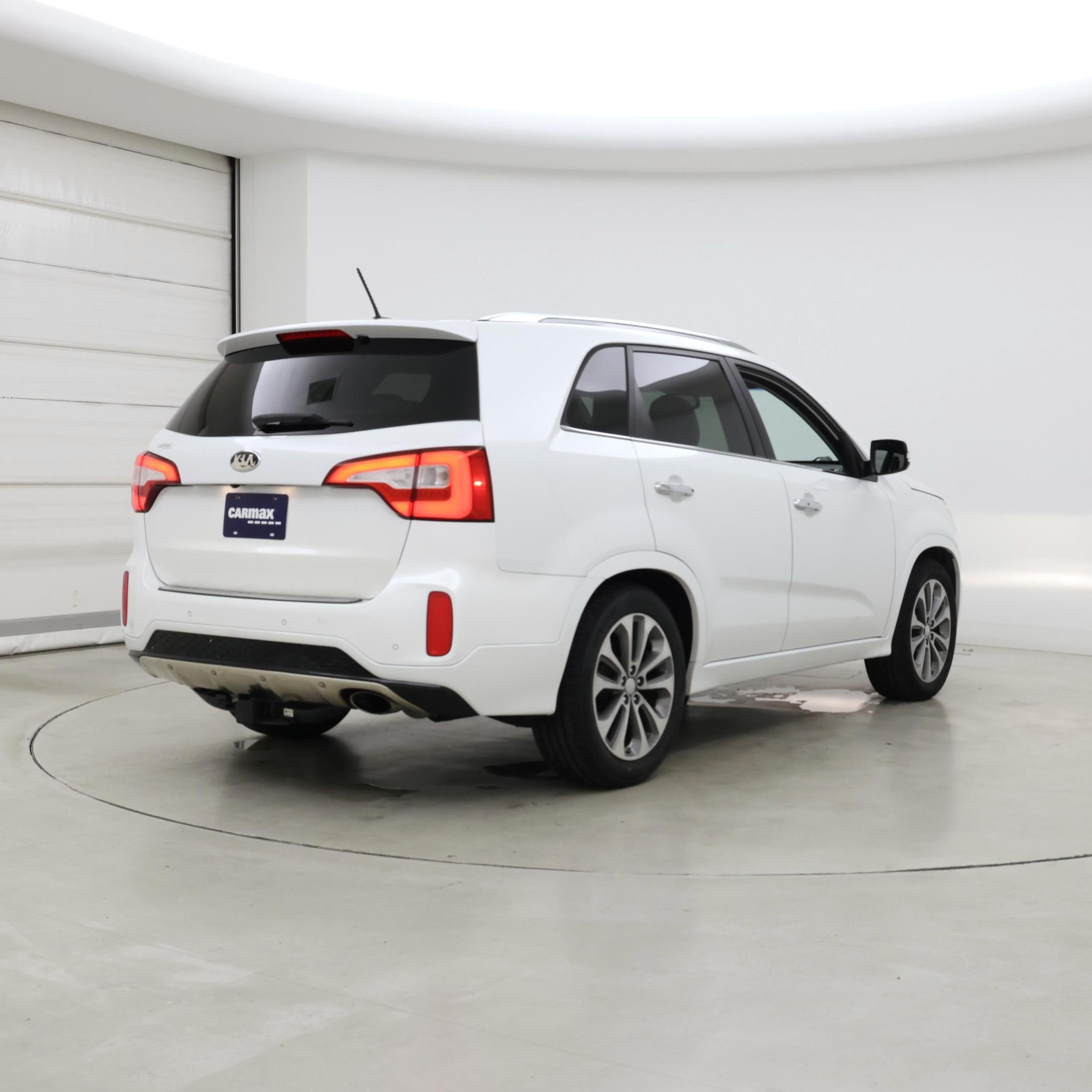 Thumbnail: 2015 Kia Sorento - 8