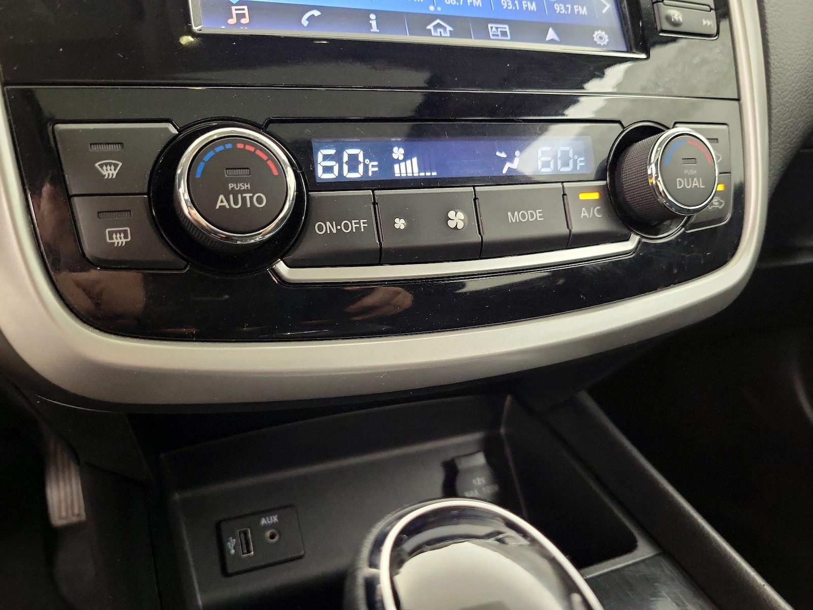 2018 Nissan Altima SV - Photo 18