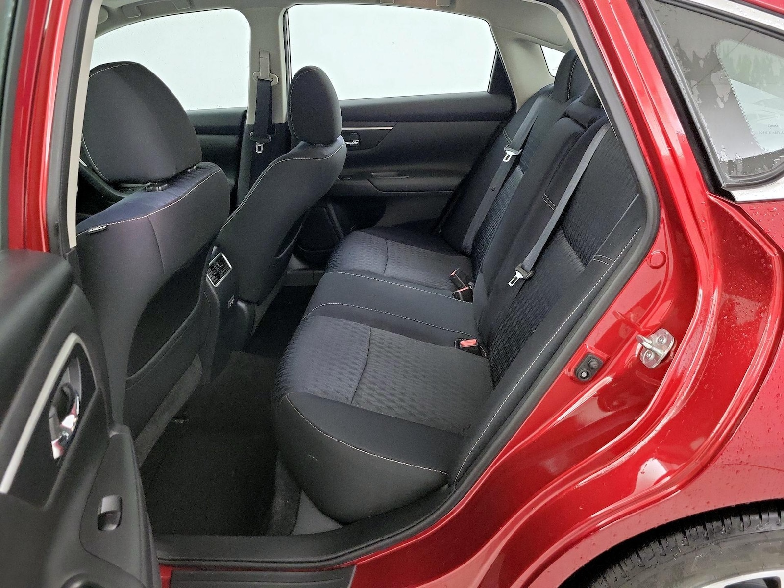 2018 Nissan Altima SV - Photo 22