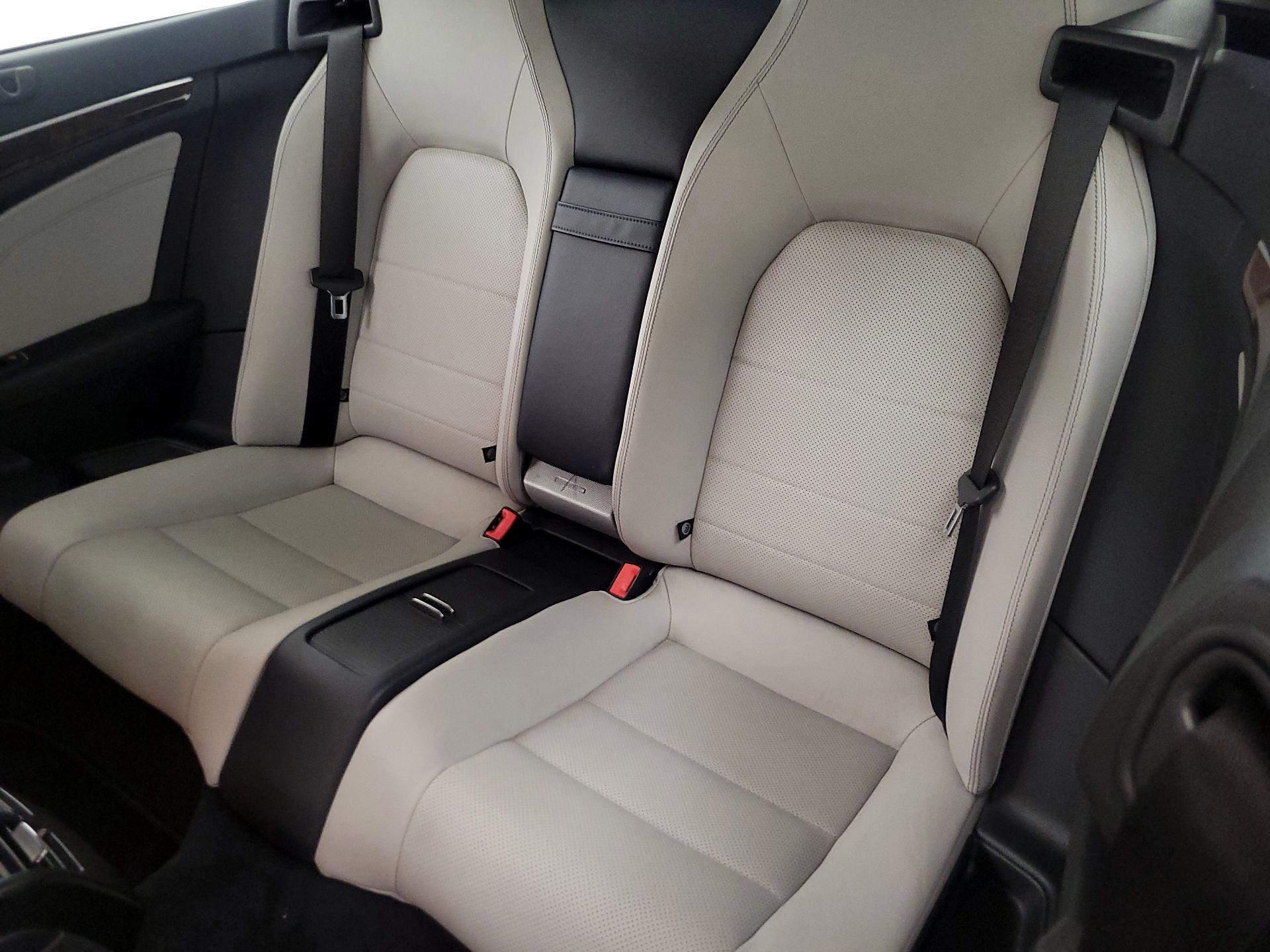 Thumbnail: 2016 Mercedes-Benz E-Class - 18